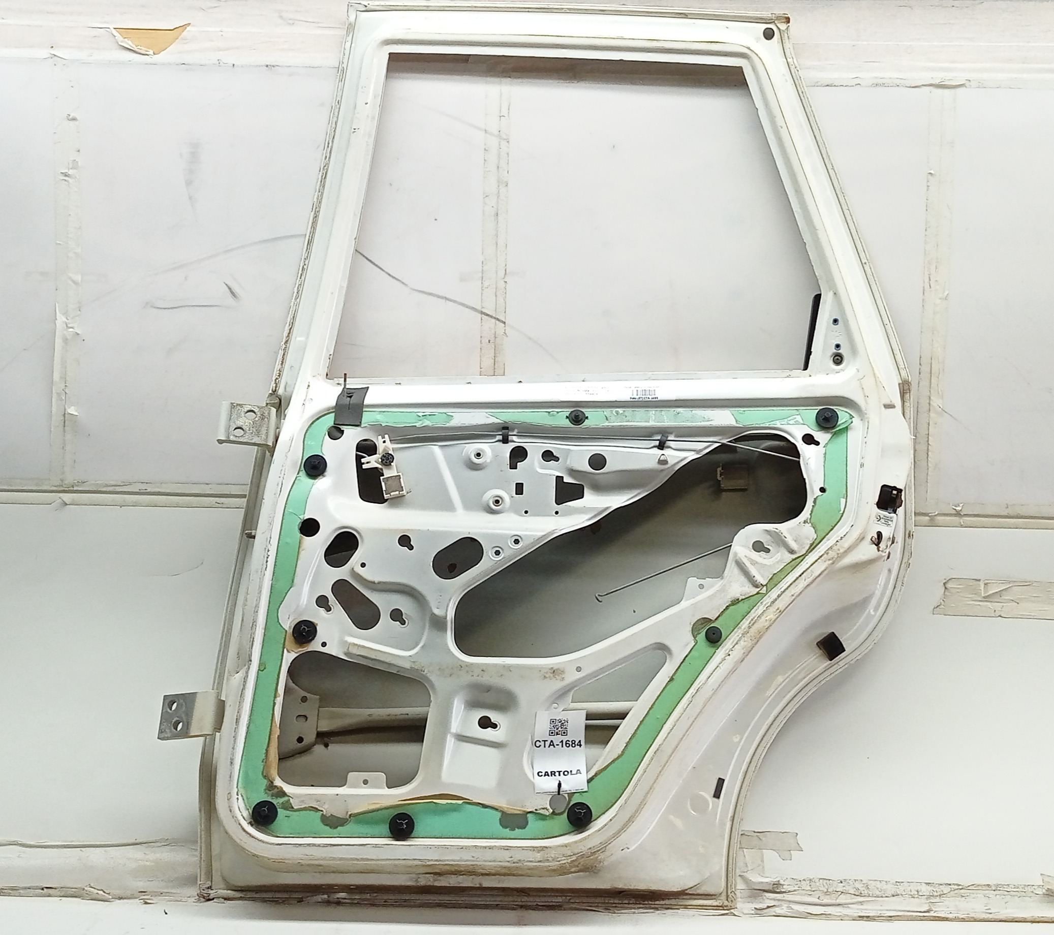 Porta Traseira Direita Vw Polo 1997 Para Recuperar Traseira Direito Branco 5