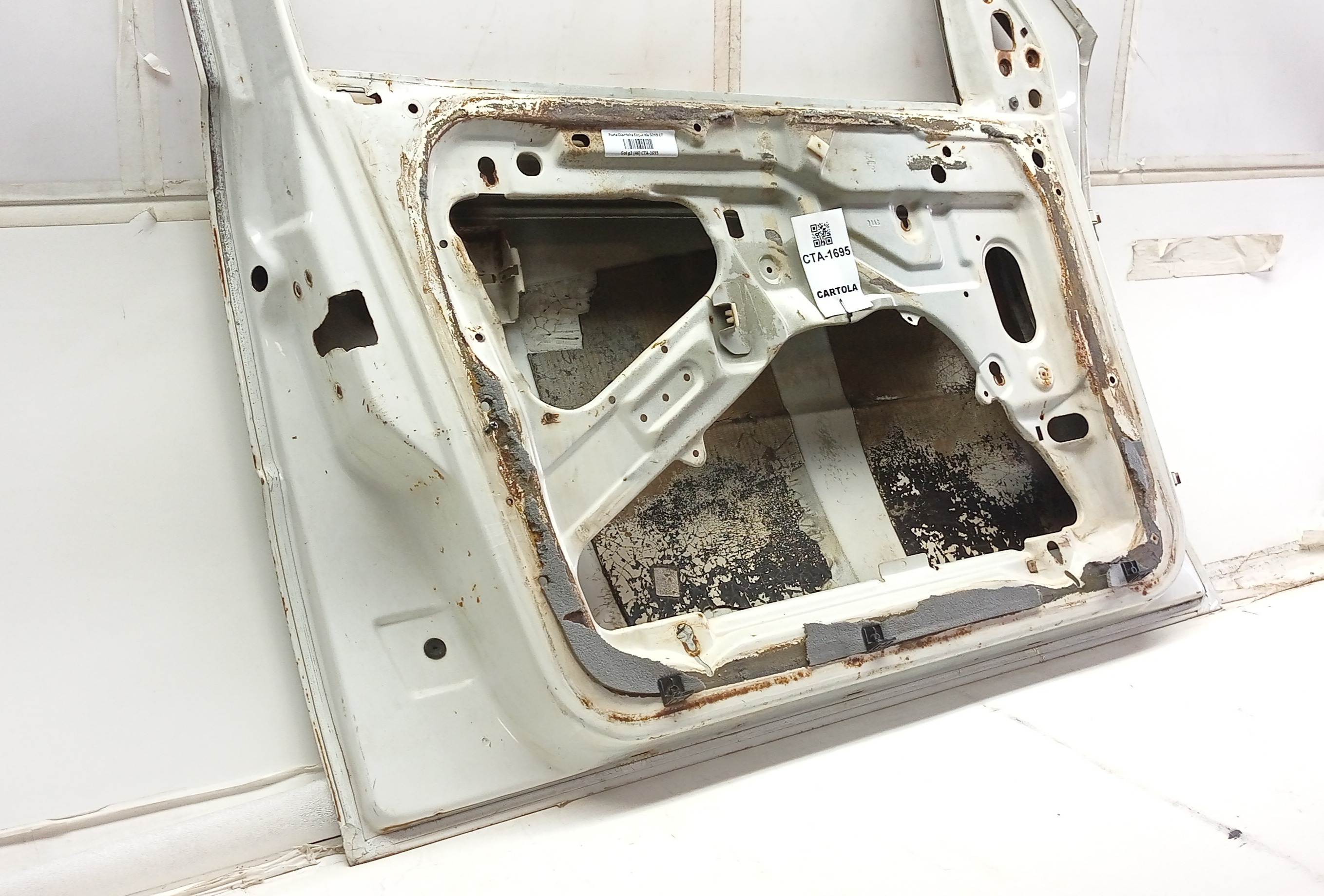 Porta Dianteira Esquerda Vw Gol G2 1994 1999 Para Recuperar Dianteira Esquerdo Branco 4