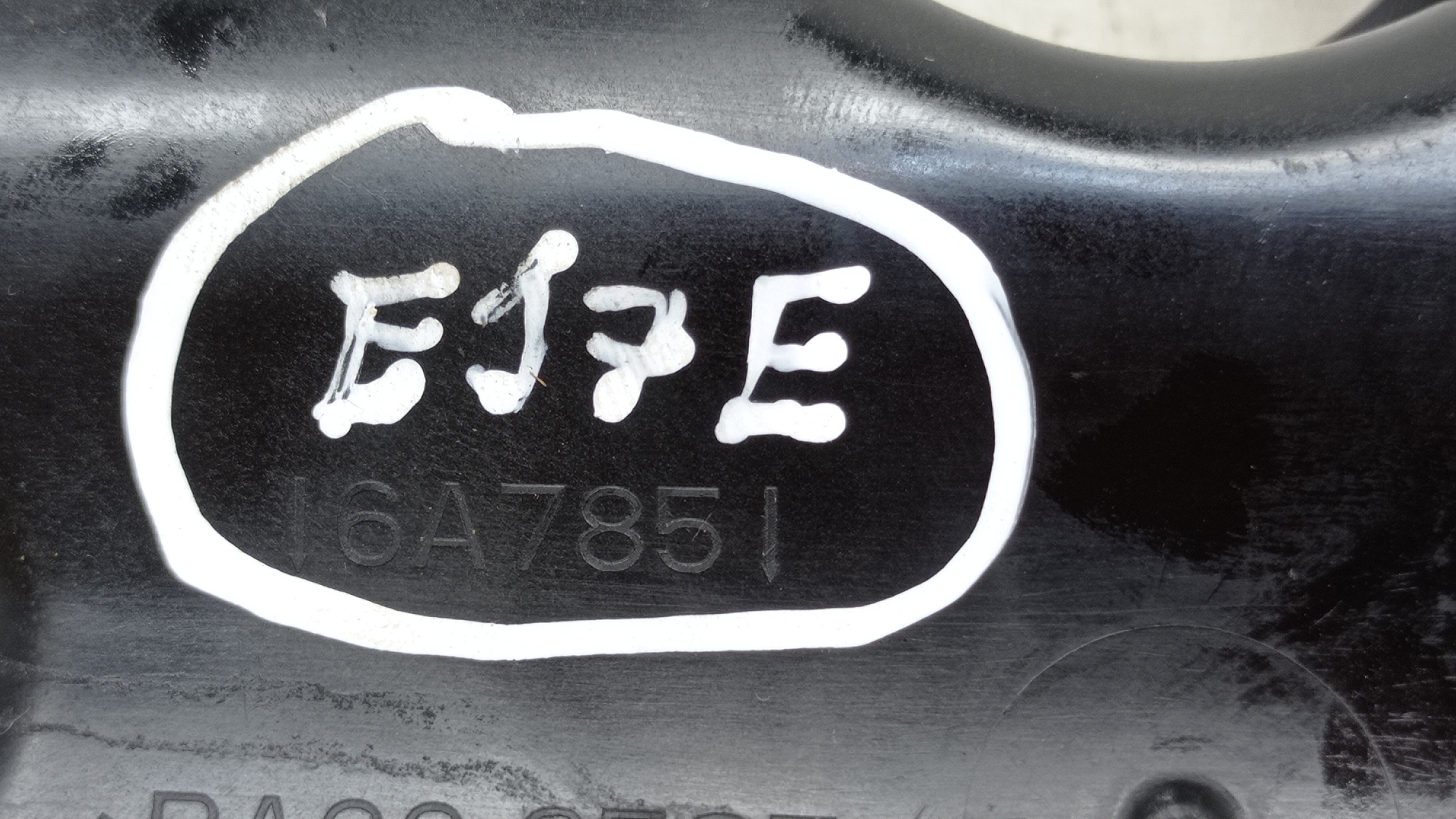 Ej7e6a785 – Tampa Separador Óleo Fusion 2.0 Ecoboost 2018 4
