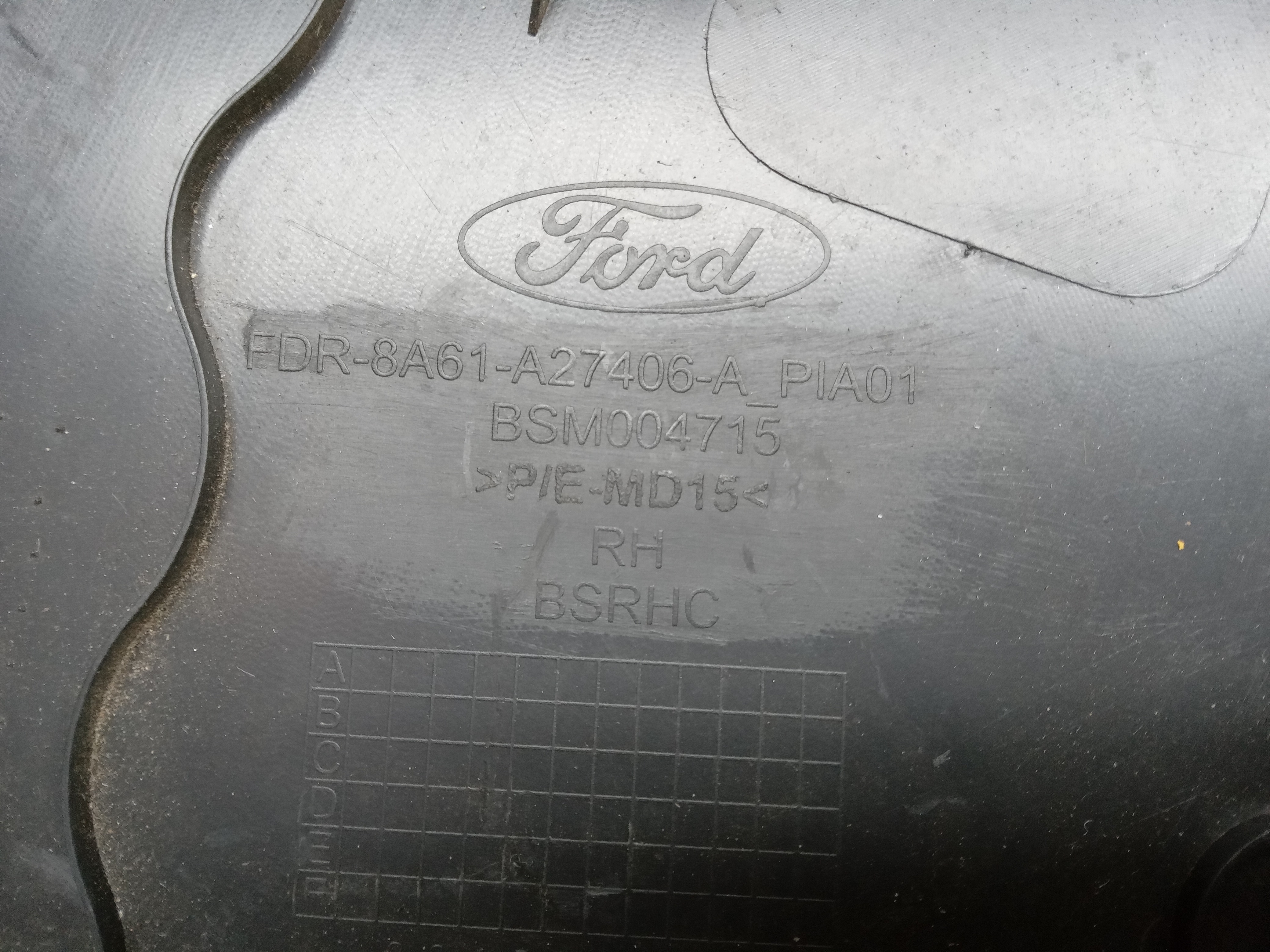 FORRO PORTA TRAS LD FORD NEW FIESTA 2014 3