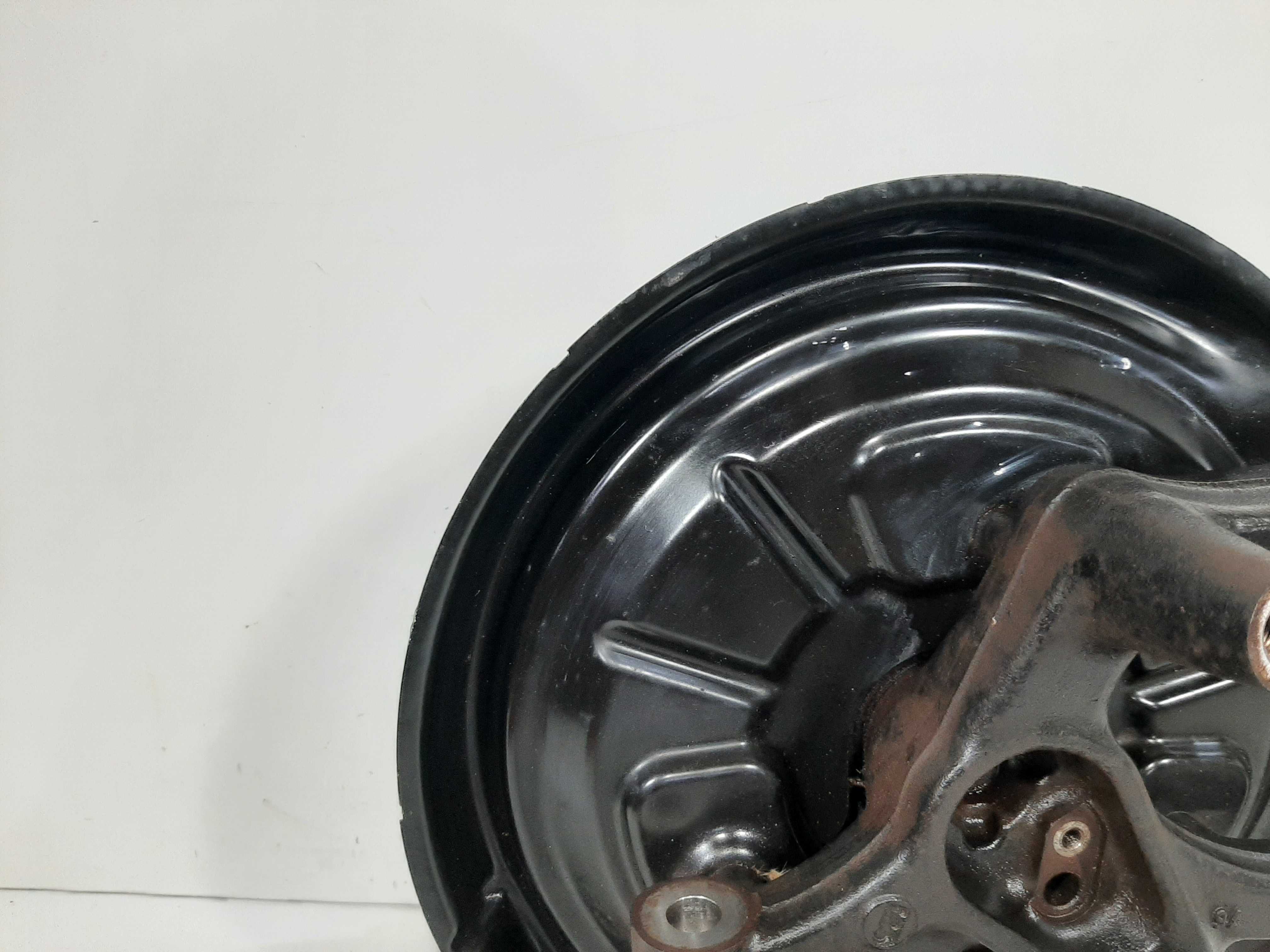 Montante Cubo Traseiro Direito Jetta 2.5 2007 2008 A 2012 6