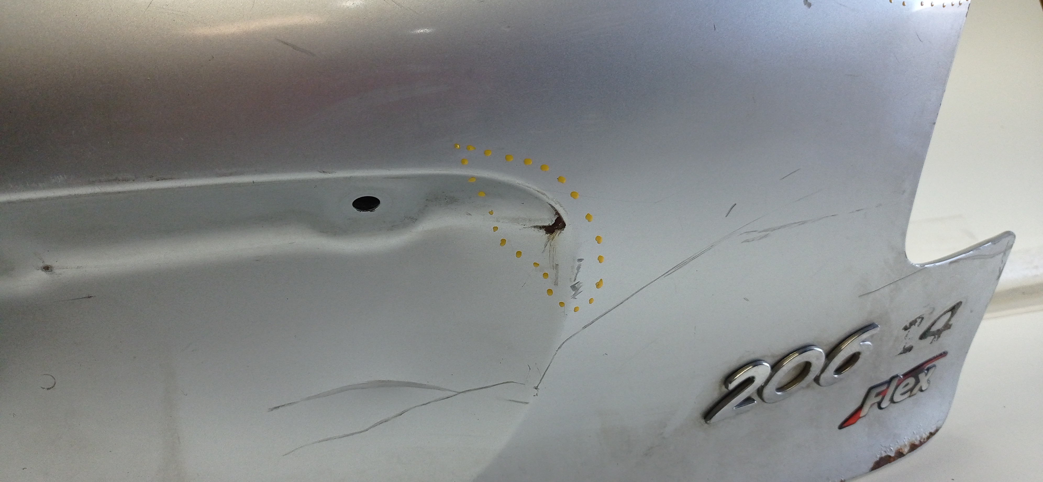Tampa Porta Malas Peugeot 206 – 2006 – 2007 – Para Recuperar 7