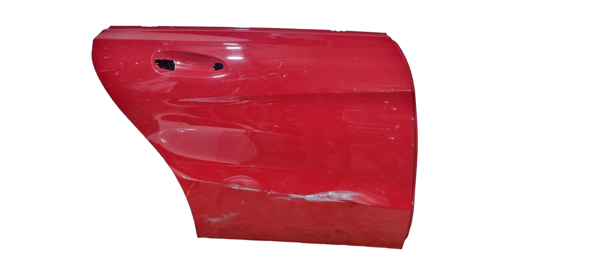 Porta Traseira Direita Mercedes Cla 2015 Recuperado  Dianteira Direito Vermelho