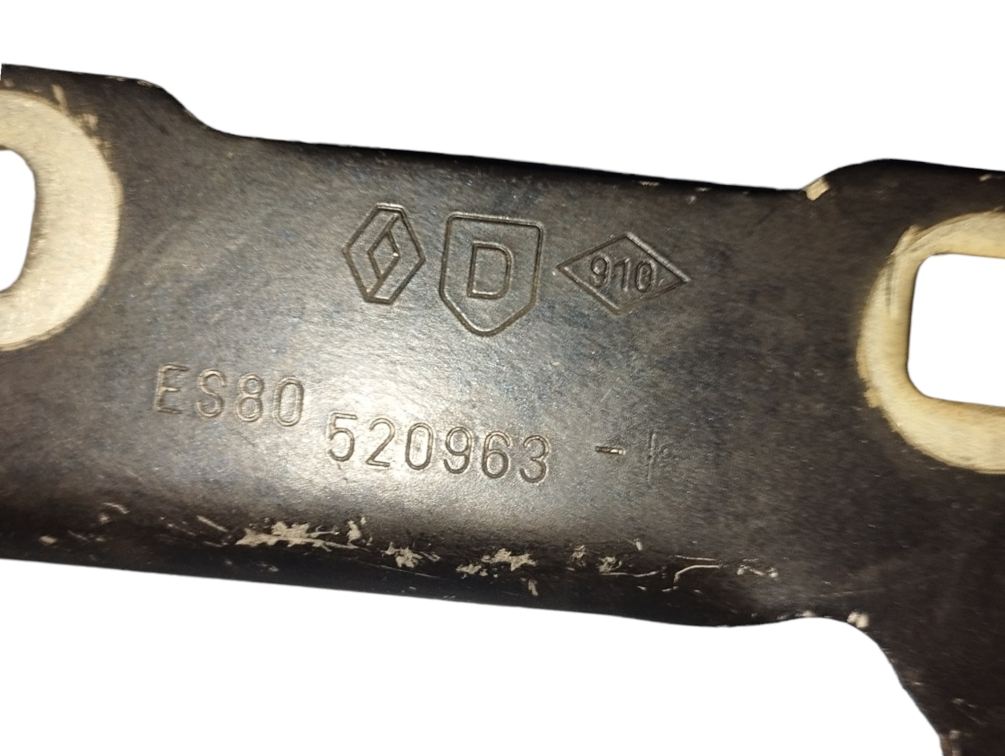 Dobradiça Direita Capô Renault Sandero  2014 1