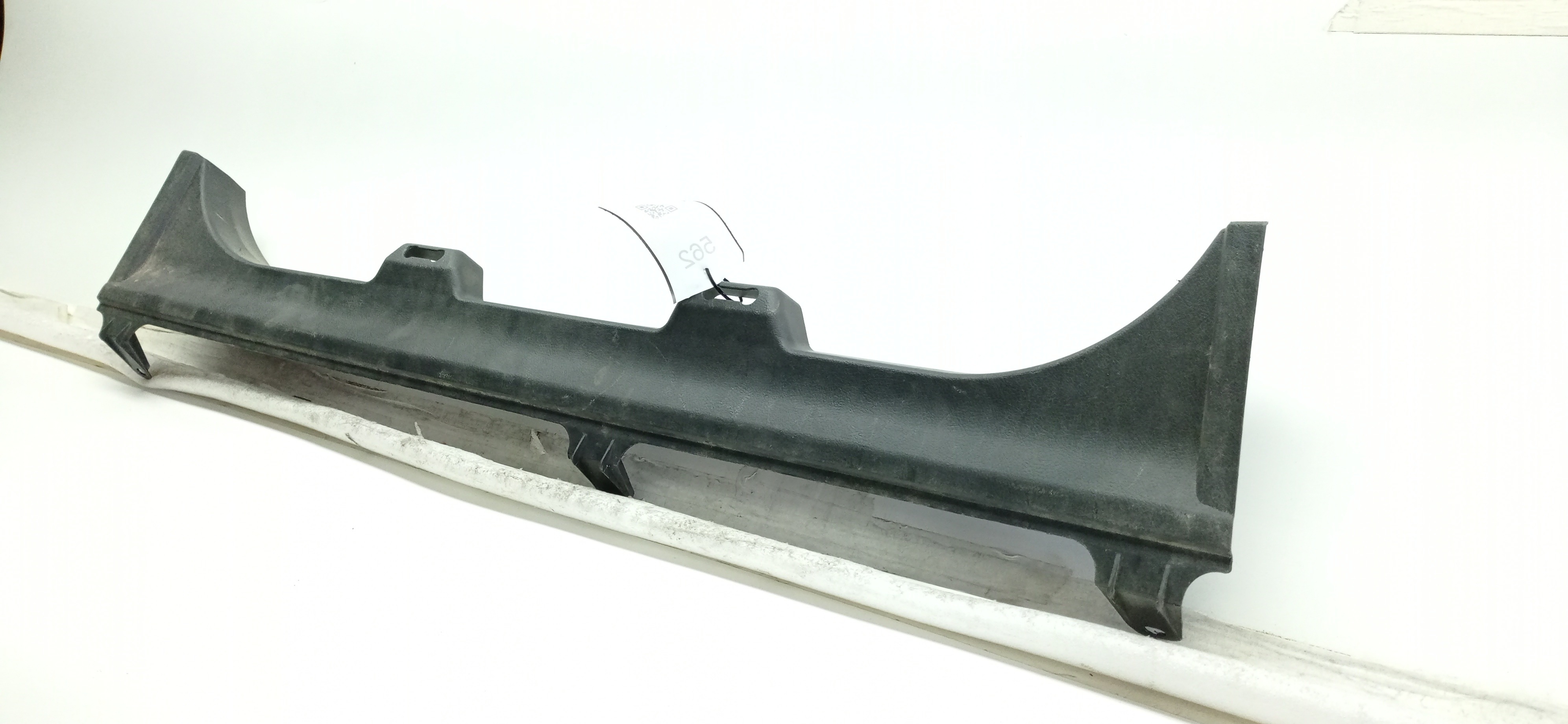 MOLDURA PAINEL TRASEIRO PORTA MALAS TOYOTA COROLLA 2010 2