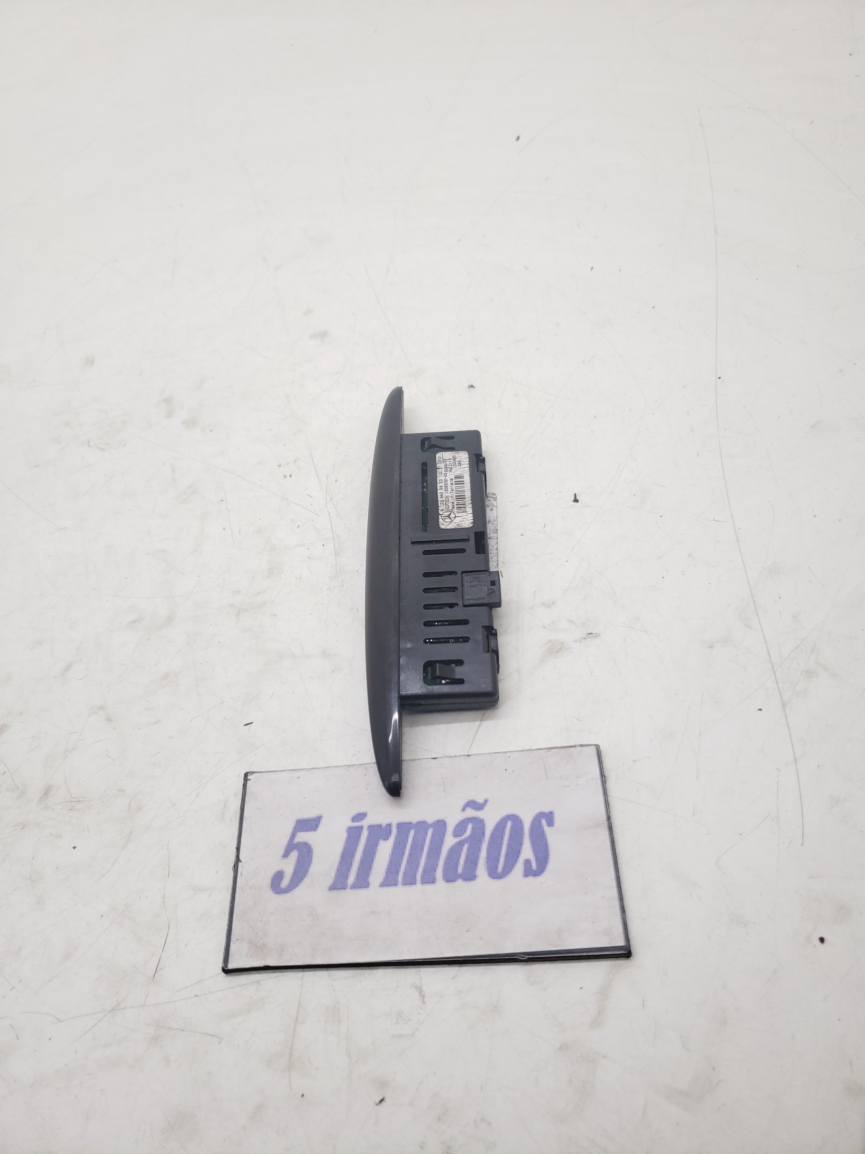 Sensor Estacionamento Dianteiro Gla200 2015 Na1725420023