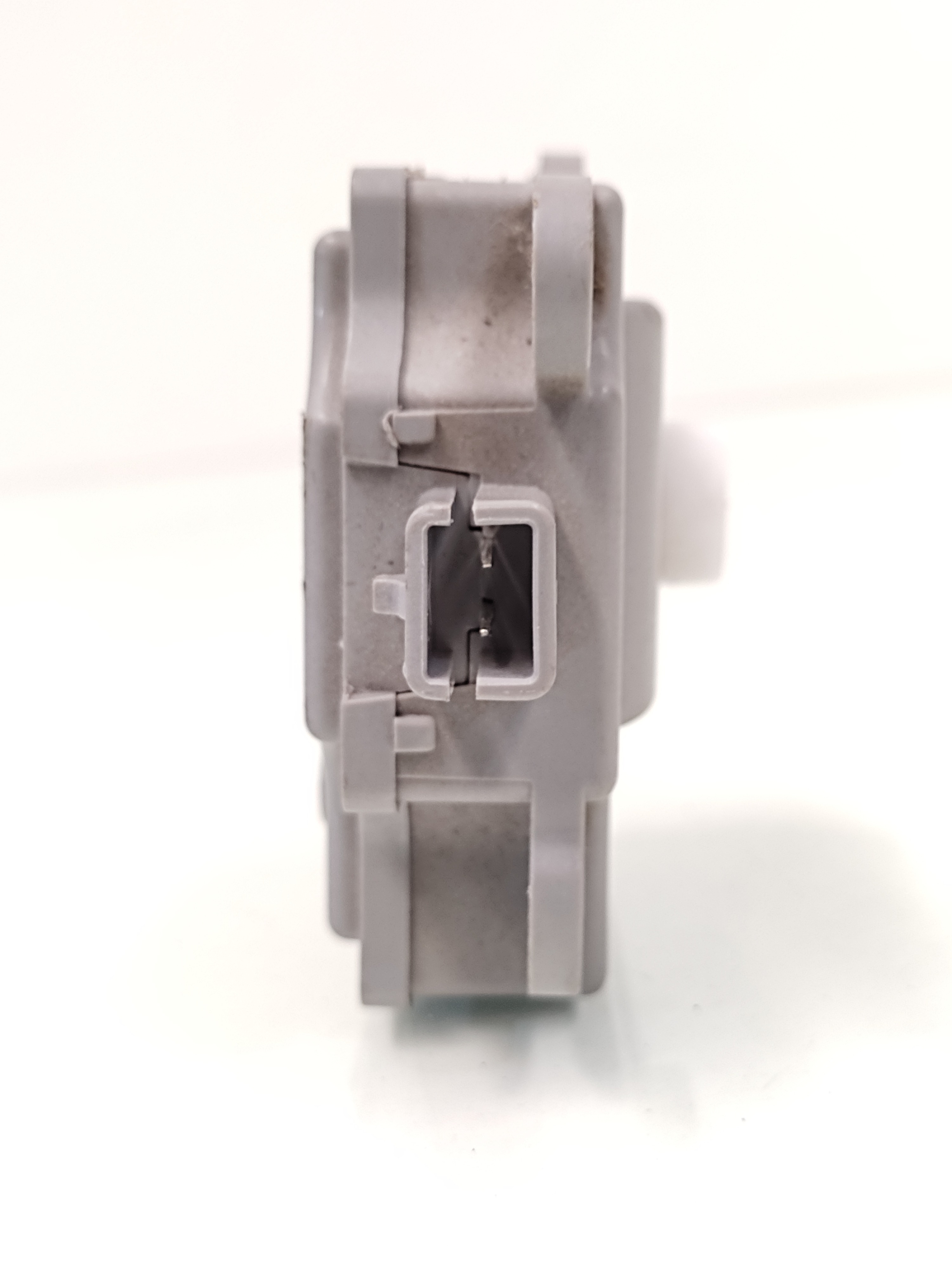 Motor Atuador Caixa De Ar Condicionado Gm Onix Joy 2016 2017 4