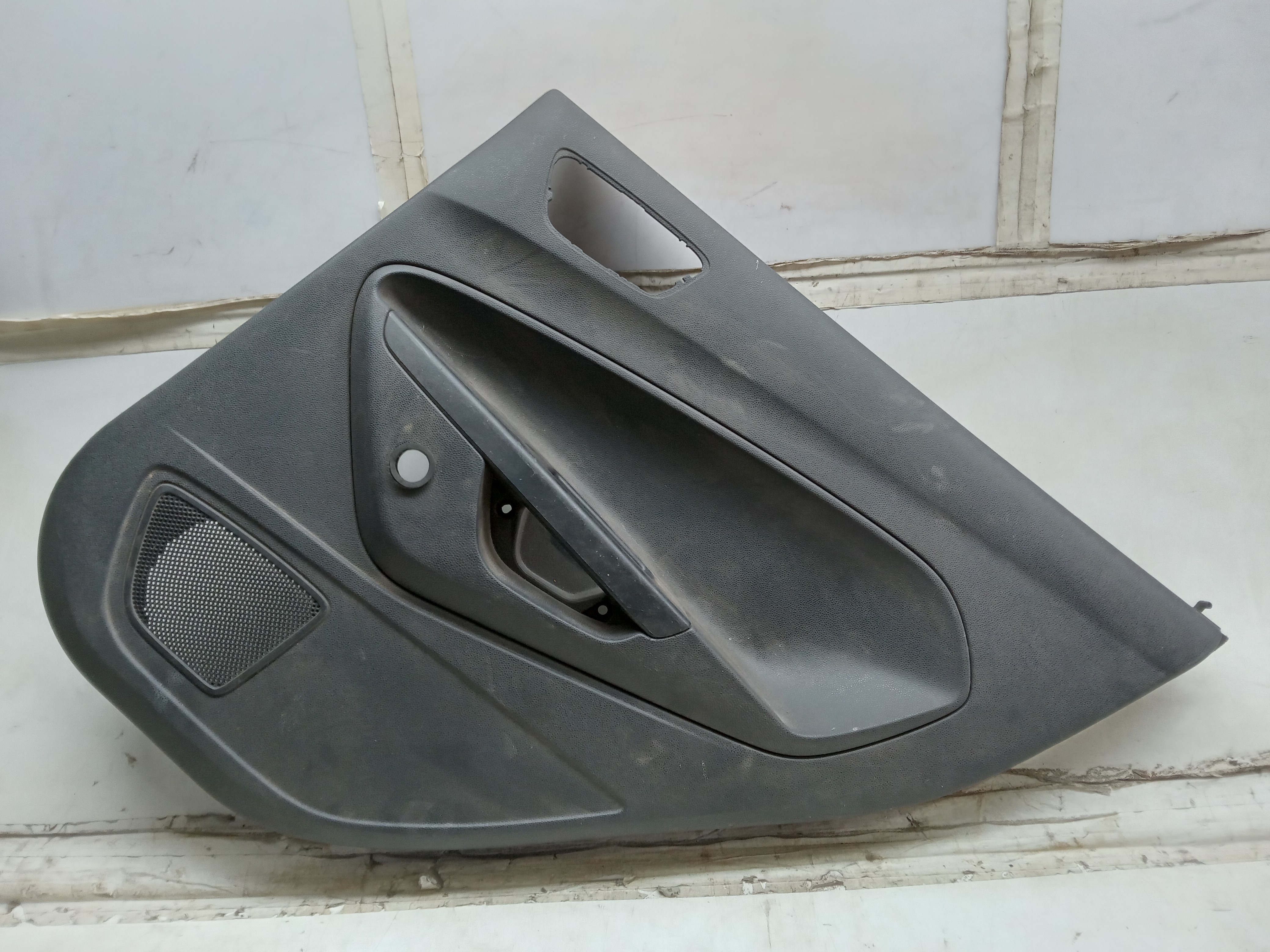 FORRO PORTA TRAS LD FORD NEW FIESTA 2014 2