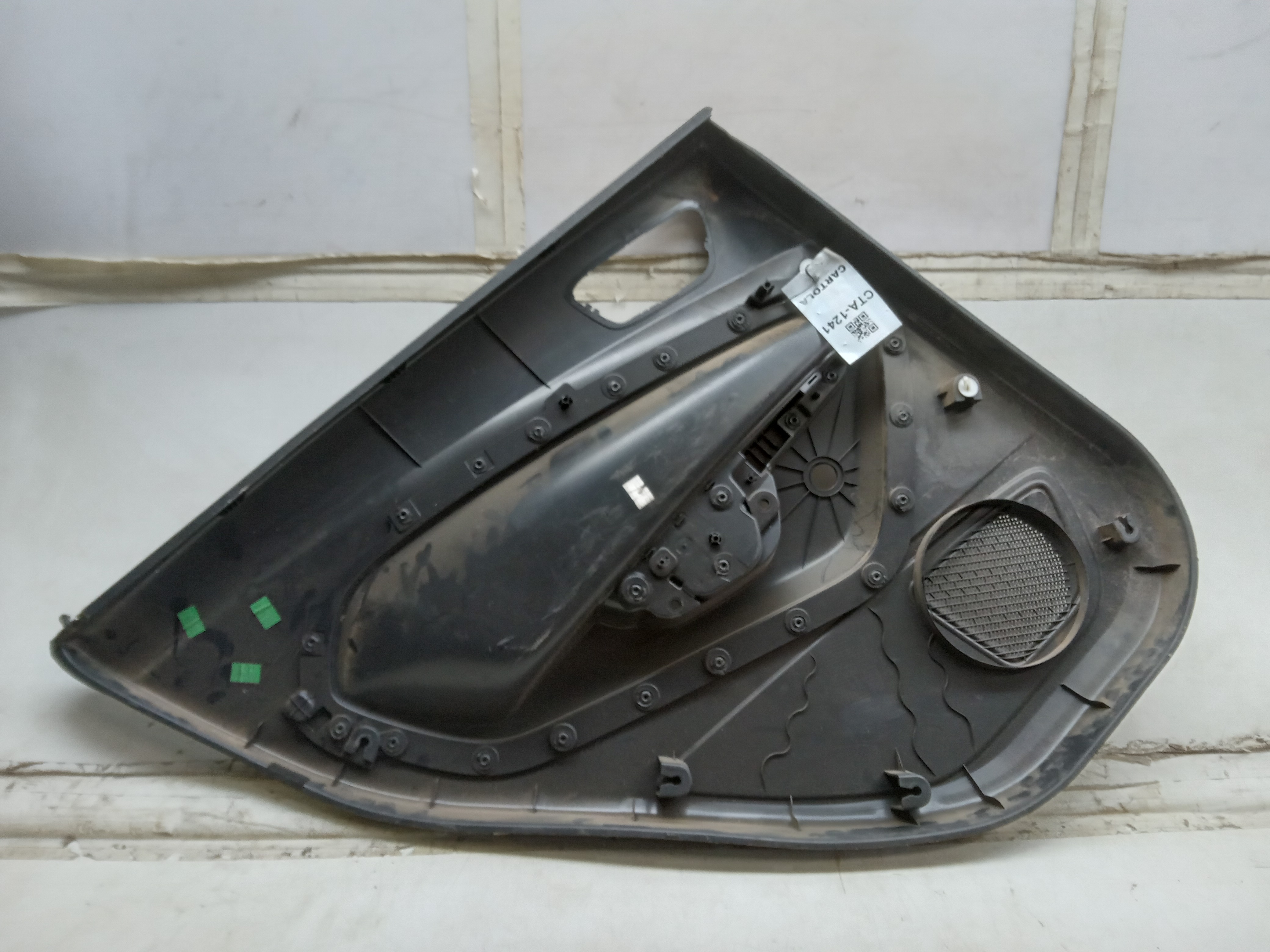 FORRO PORTA TRAS LD FORD NEW FIESTA 2014 1