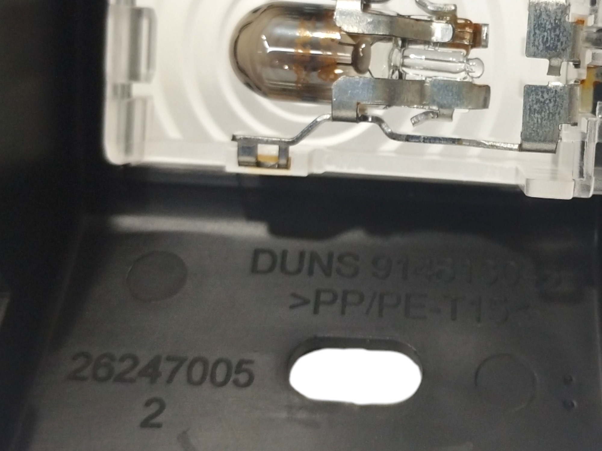 Luz Interna Porta Malas Onix Hatch 2020 A 2023 26247005 3