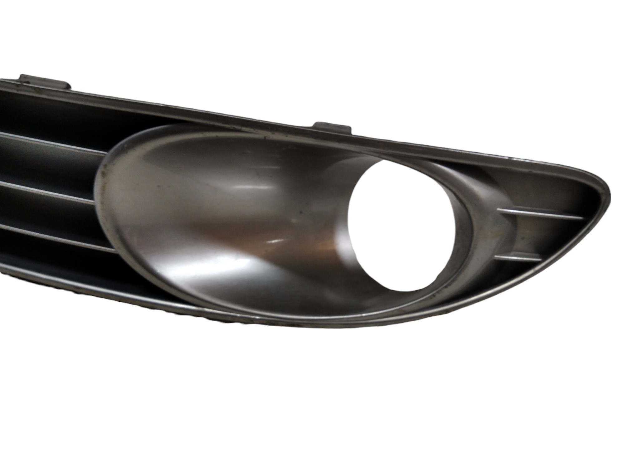 Grade Esquerda Farol De Milha Fiat Linea 2009 V325 10