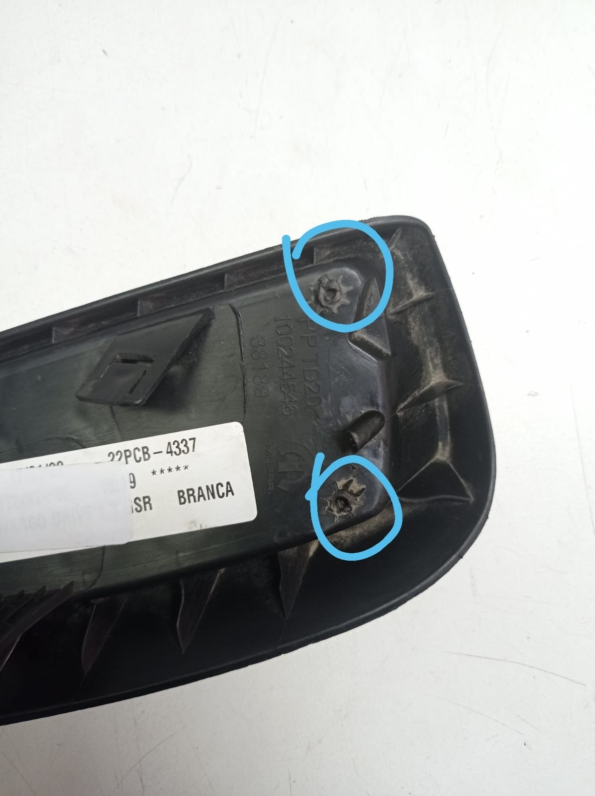 Moldura Parachoque Dianteiro Direito Fiat Argo 2016 A 2018 3
