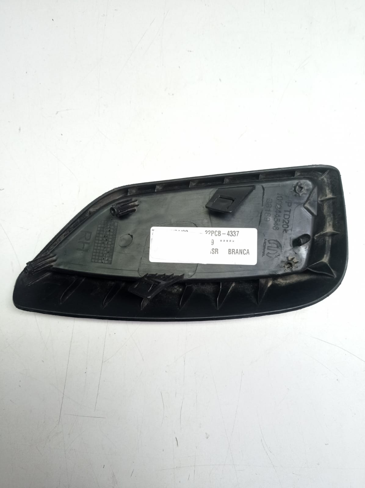 Moldura Parachoque Dianteiro Direito Fiat Argo 2016 A 2018 2