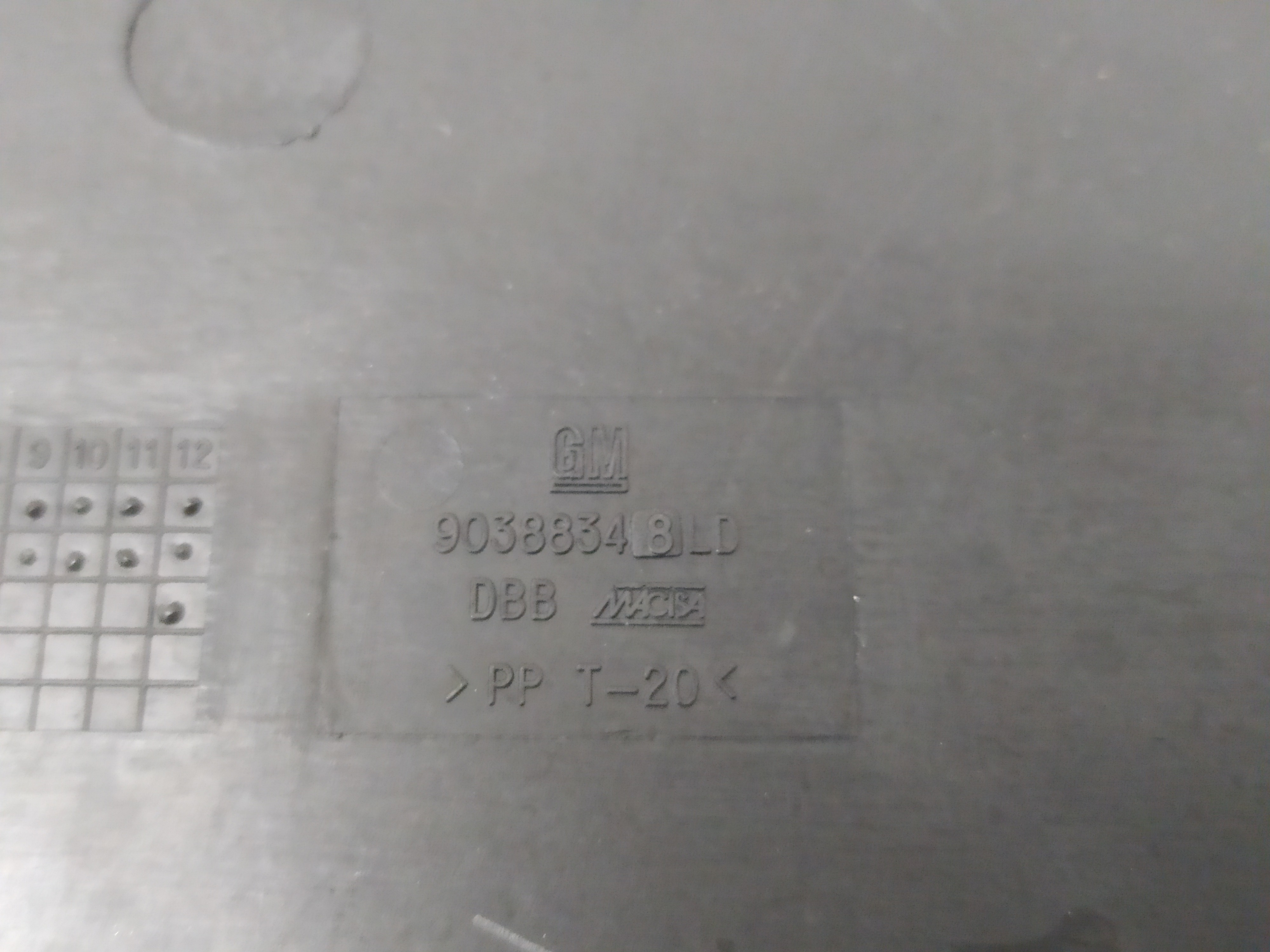 Porta Treco Objetos Dianteira Direita Gm Corsa 2003 V61