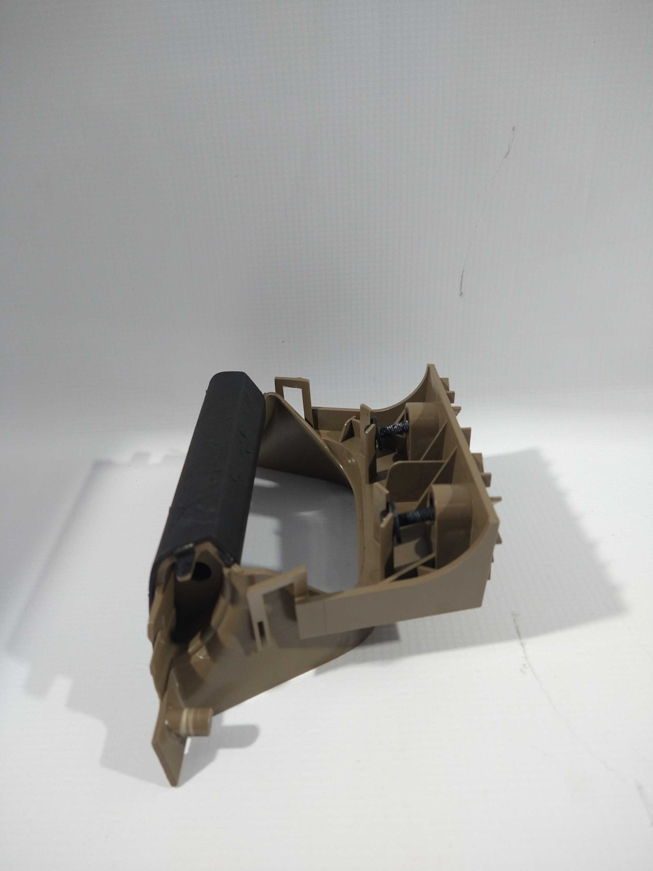 Suporte Maçaneta Porta Interna Dir Volvo Xc90 2010 Usado Ori Bege Dianteira/traseira 3
