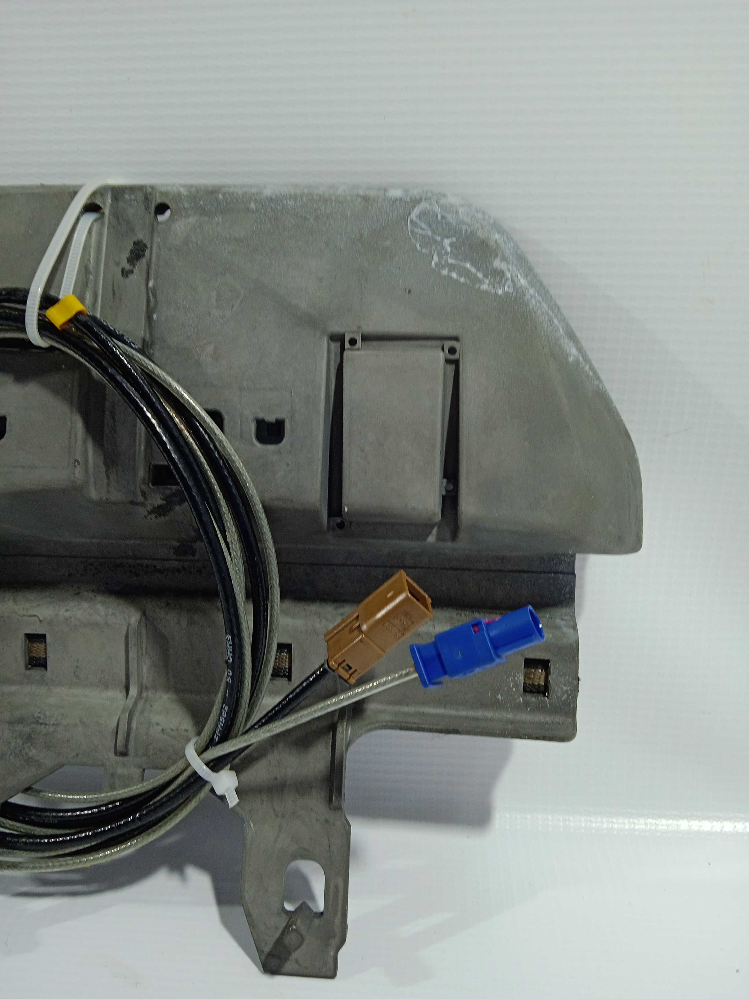 Antena Gps Volvo Xc90 2010 3.2 Usado Original 5