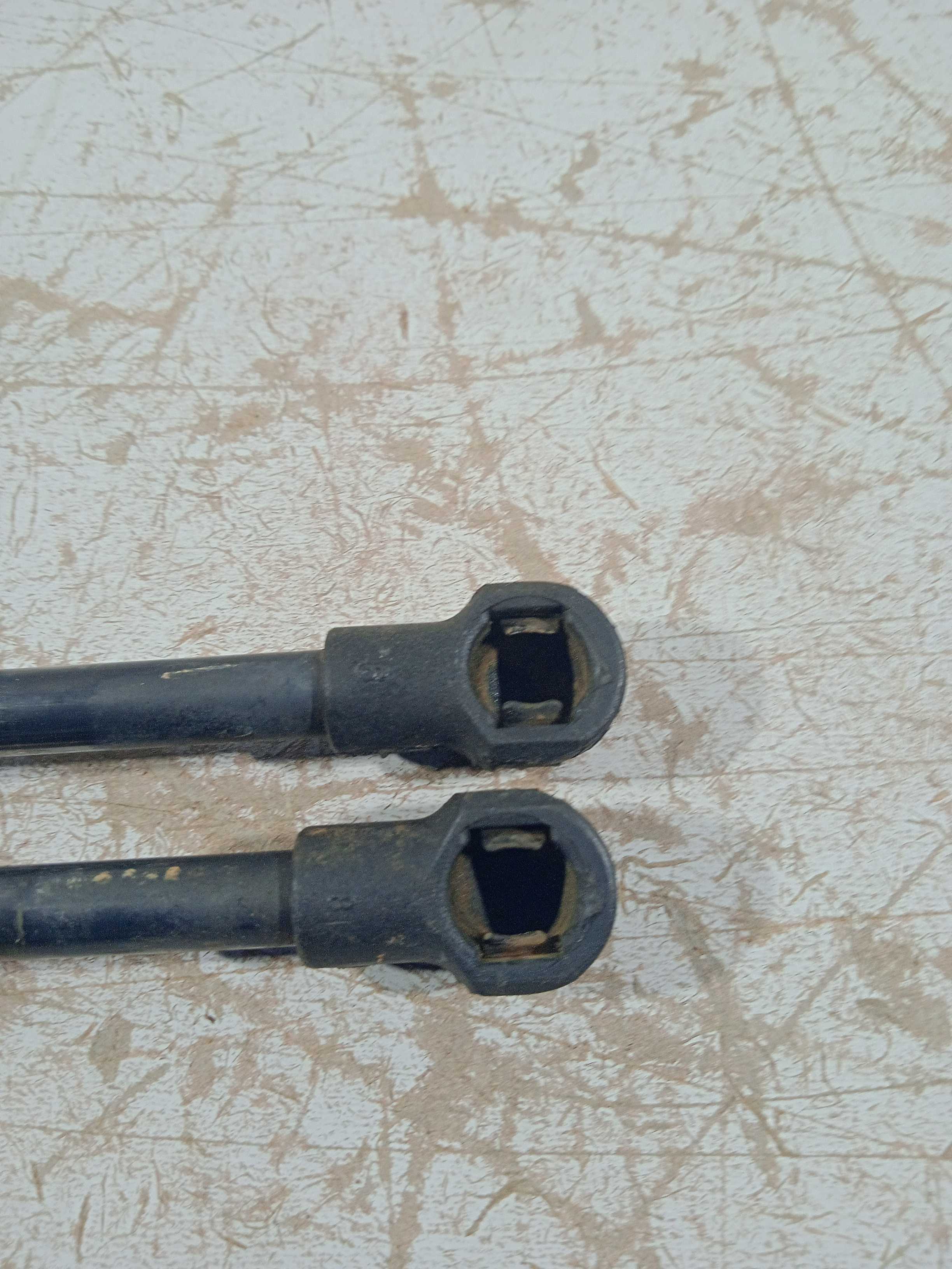 Par De Braços Do Porta Malas Fiat Palio 2008 Usado Original 4