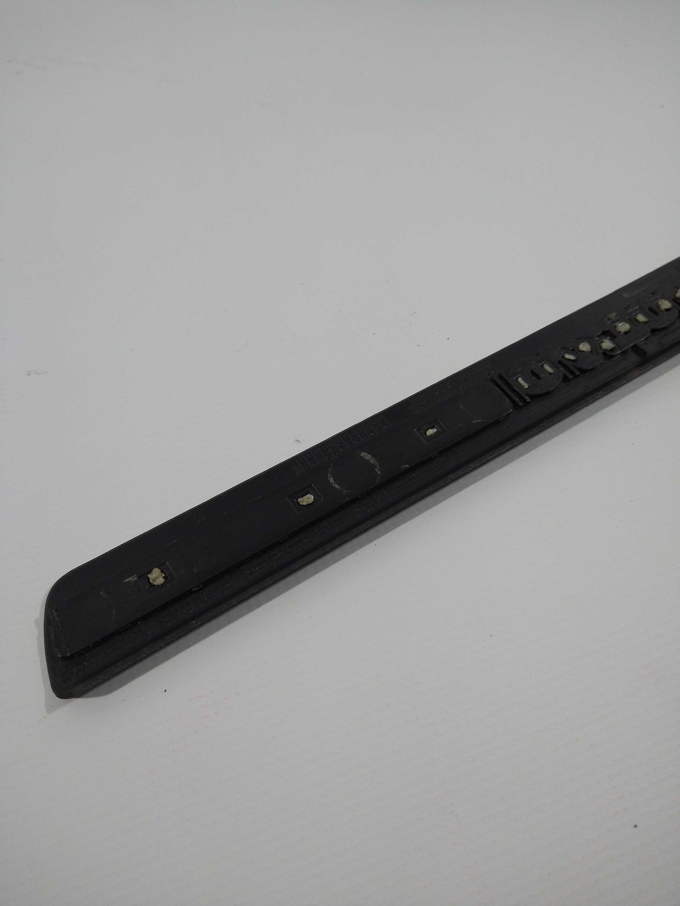 Friso Acabamento Porta Dianteira L/e Volvo Xc90 2010 Usado 2