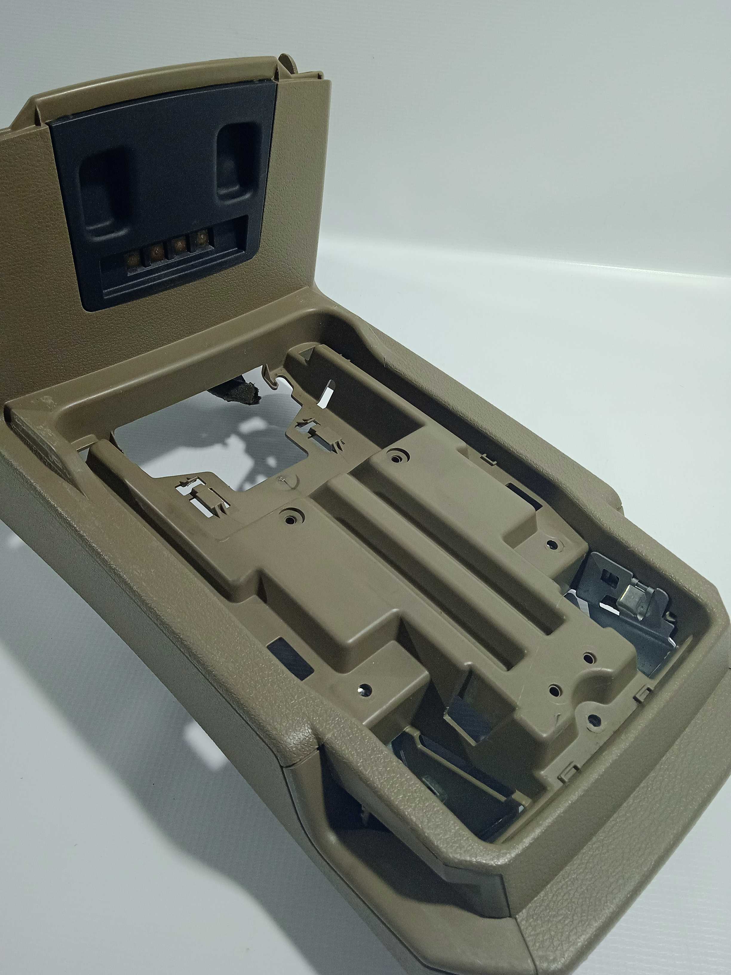 Console Central Volvo Xc90 2010 Usado Original C/detalhe 8