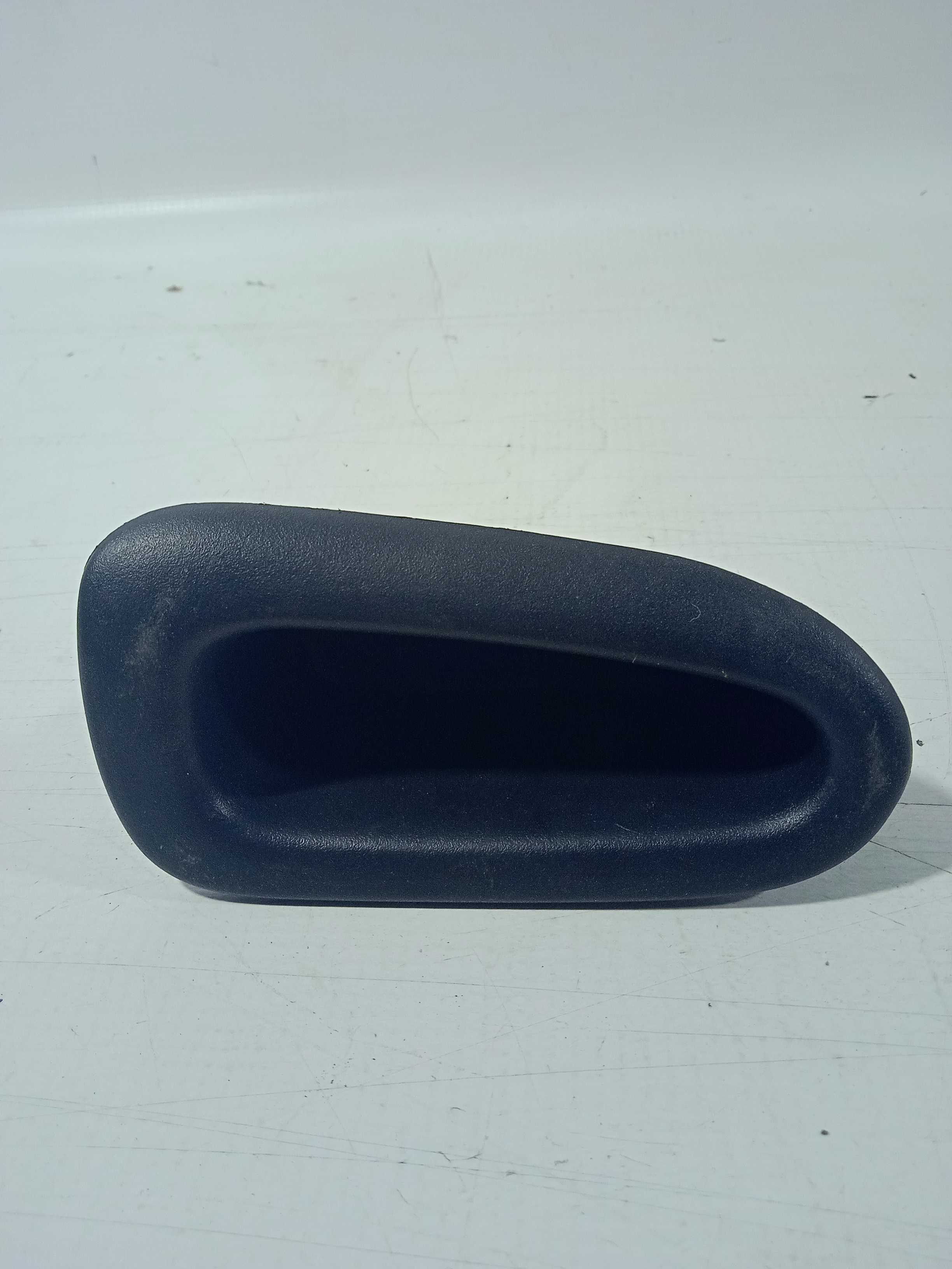Puxador De Porta Traseira L/d Peugeot 206 2011