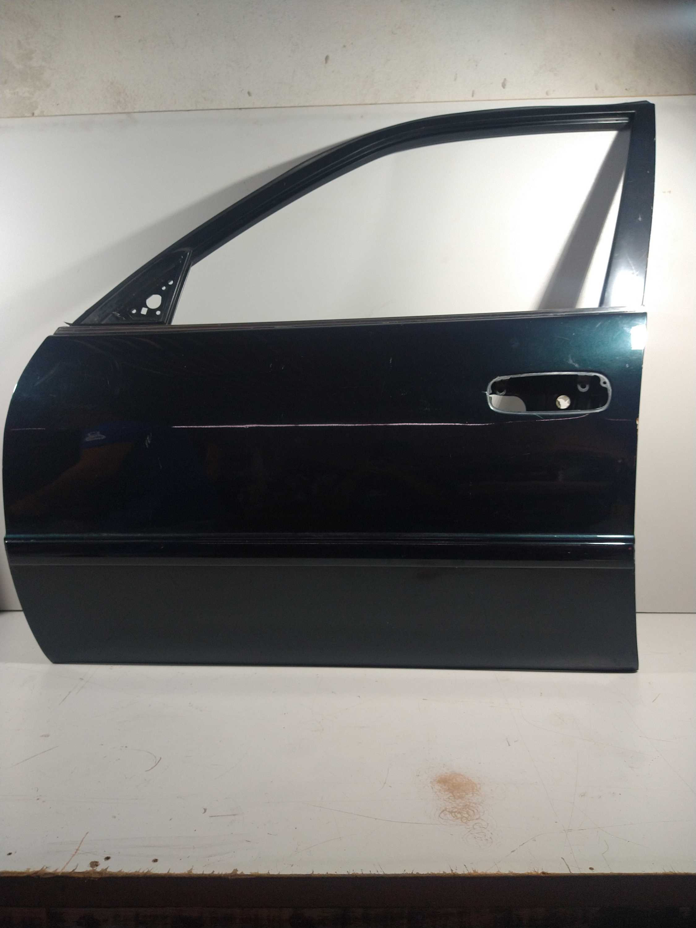 Porta Dianteira L/e Toyota Corolla Xei 99 Usado Original Dianteira Esquerdo Preto