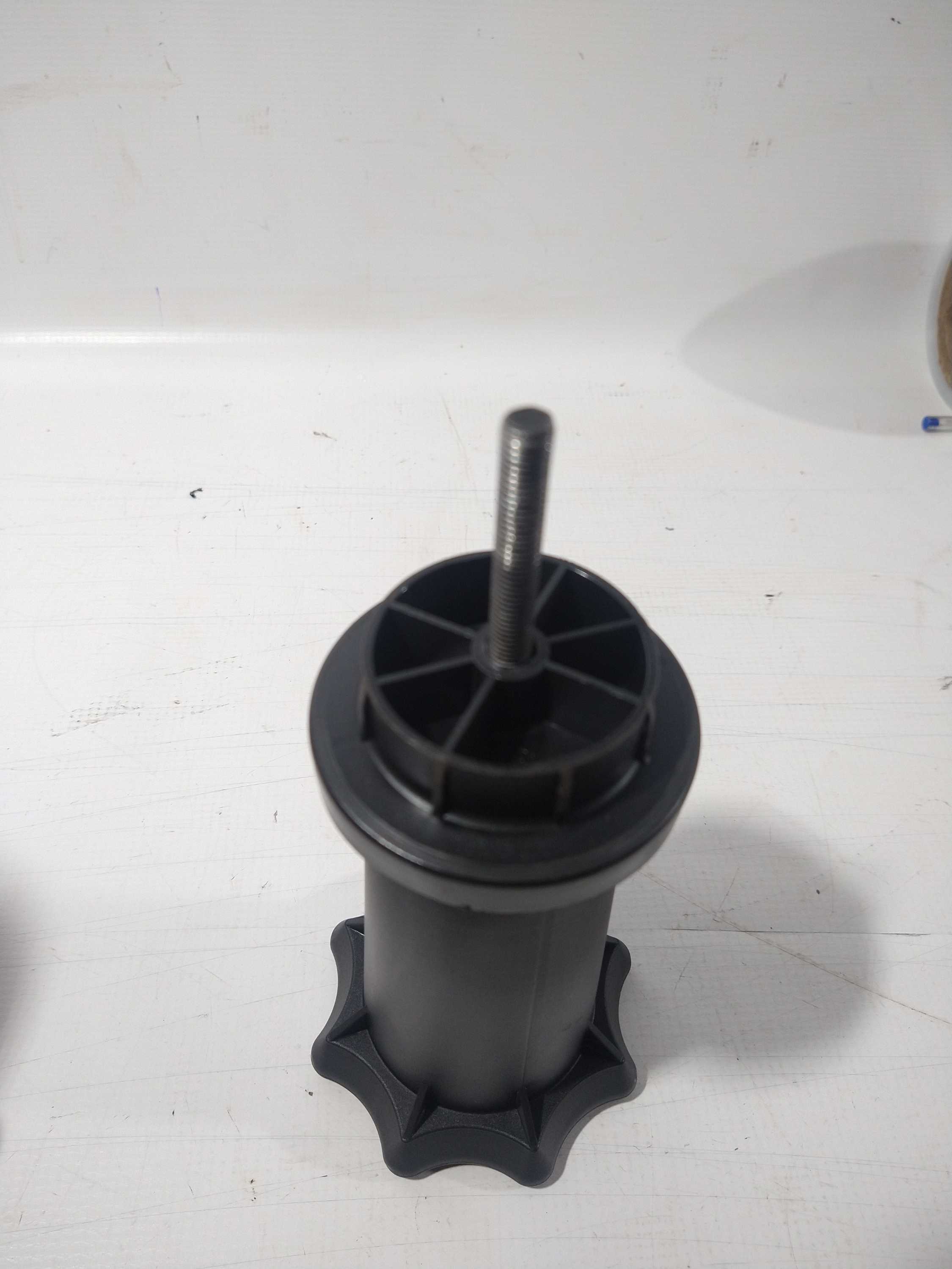 Parafuso De Fixação Do Estepe Audi A4 1999 3