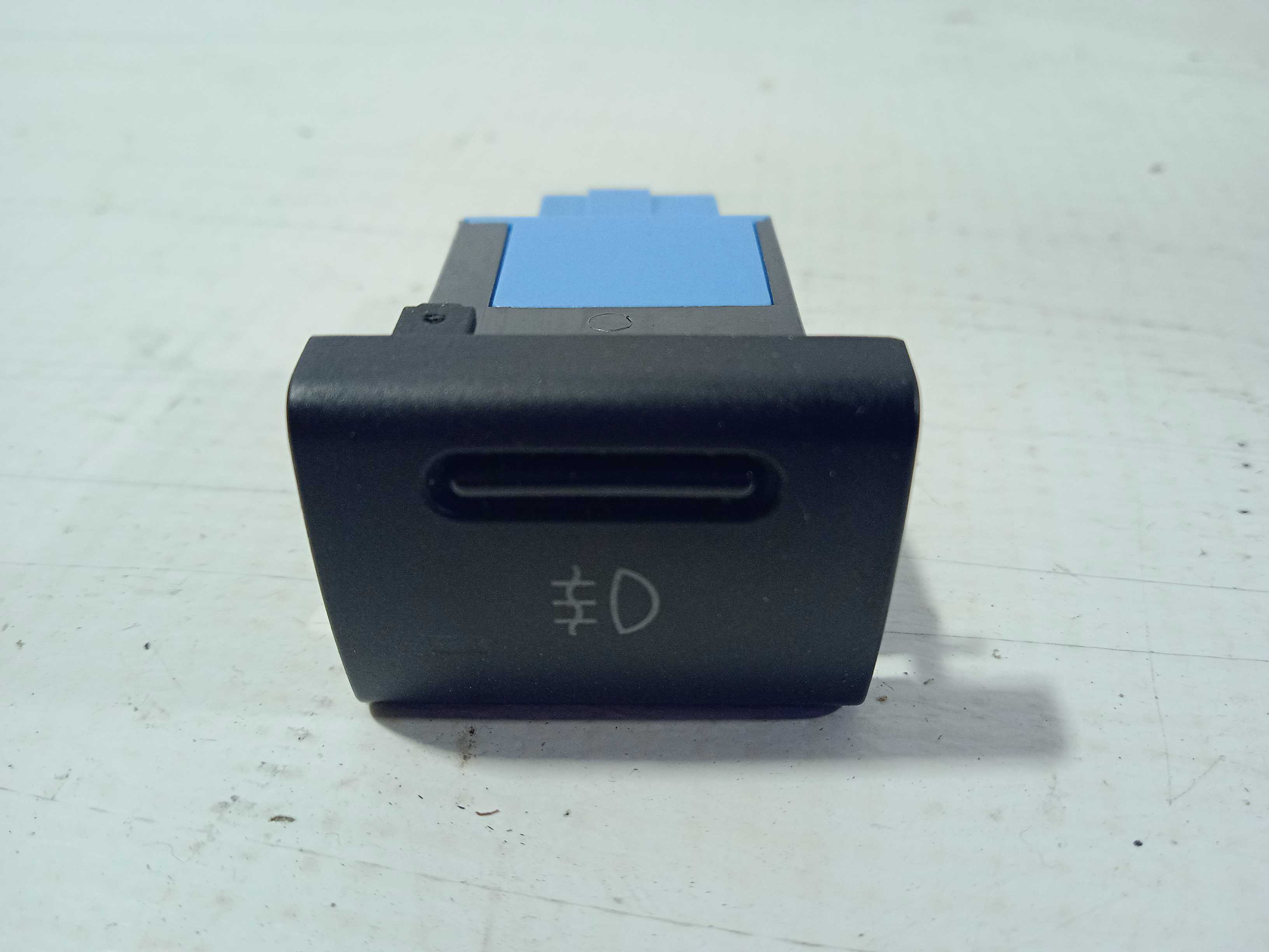 Botao Comando Luz Neblina Traseira Audi A4, B5 8d0941563 2