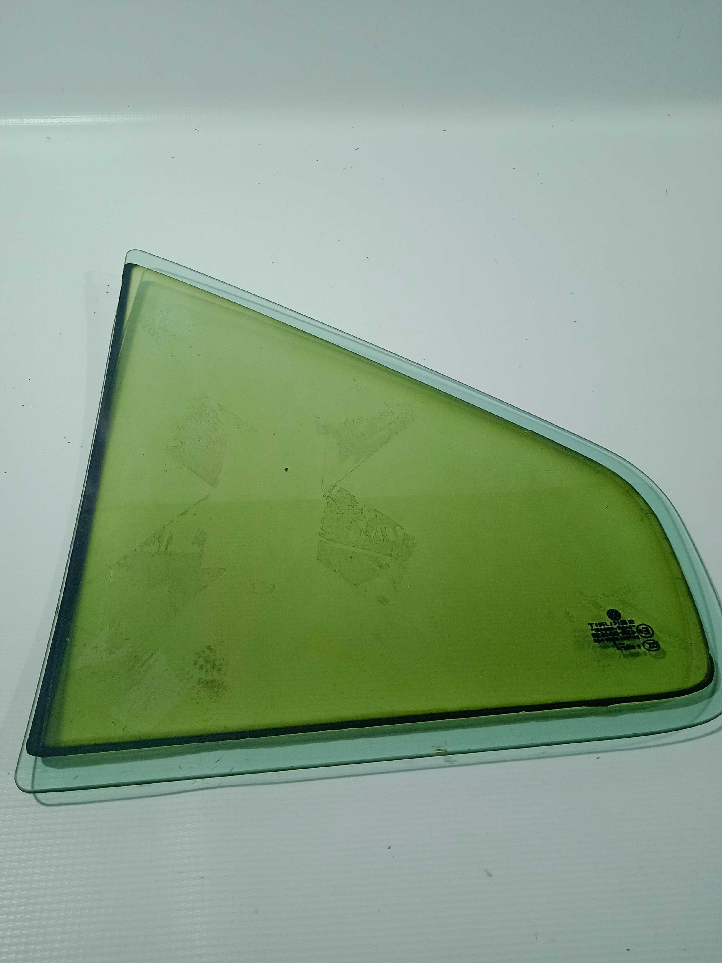 Vidro Fixo Traseira Direto Volkswagen Bora 2008 Usado Ori 2