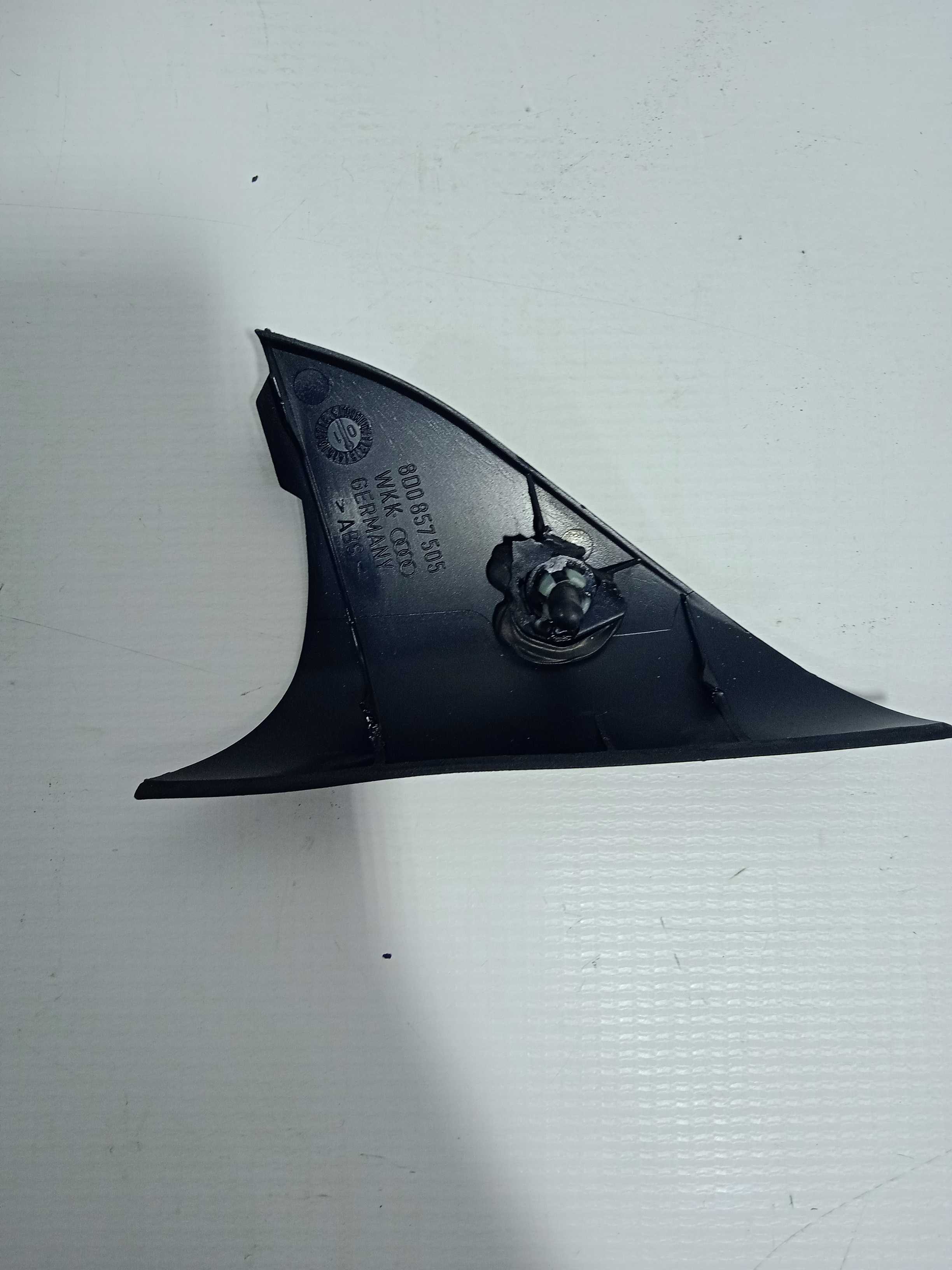 Acabamento Interno Retrovisor Esquerdo Audi A4 2001 – Preto
