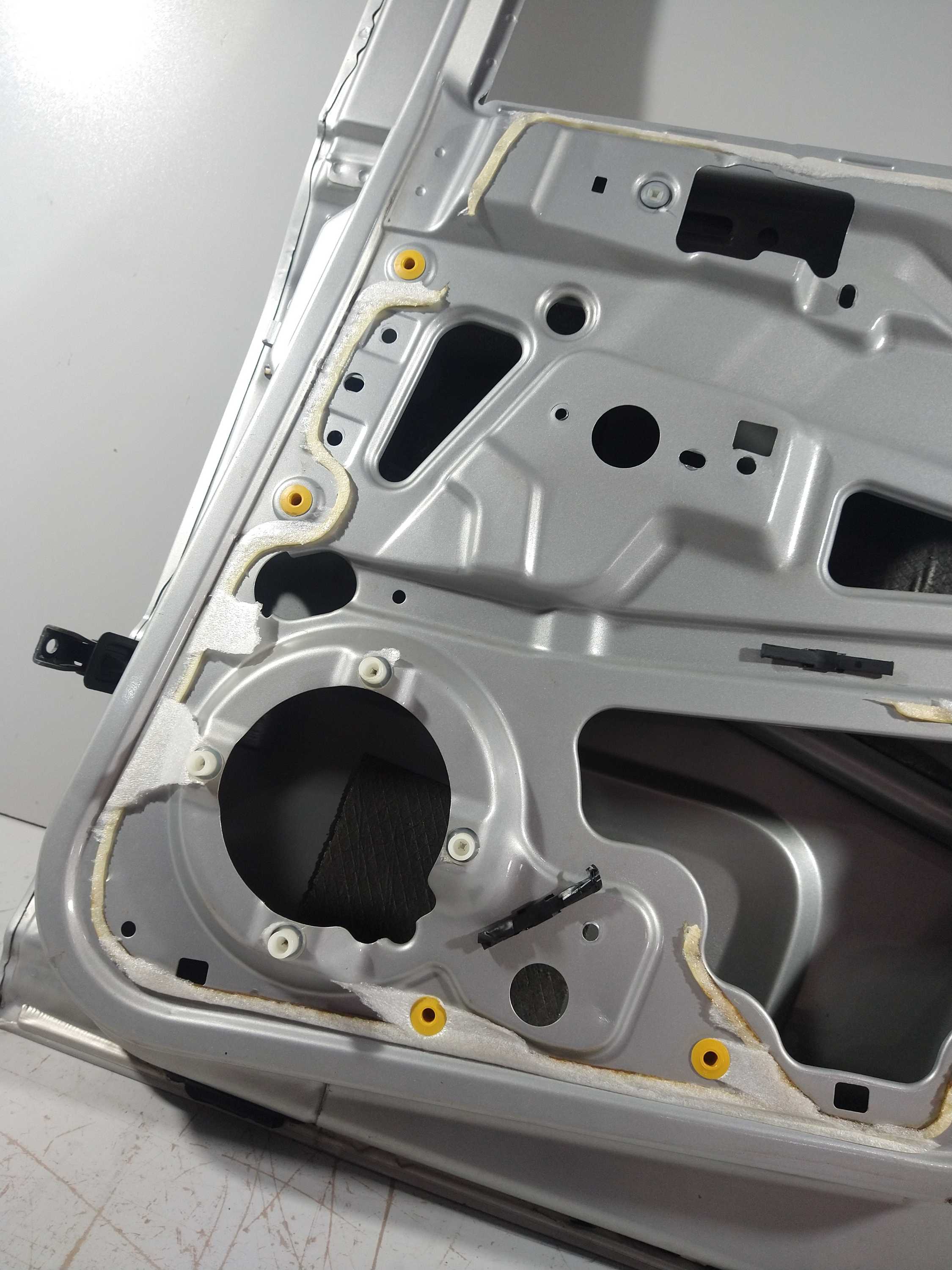 Porta Traseira Direita Fiat Uno Vivace 2013 Usado Origin Traseira Direita Prateado 7