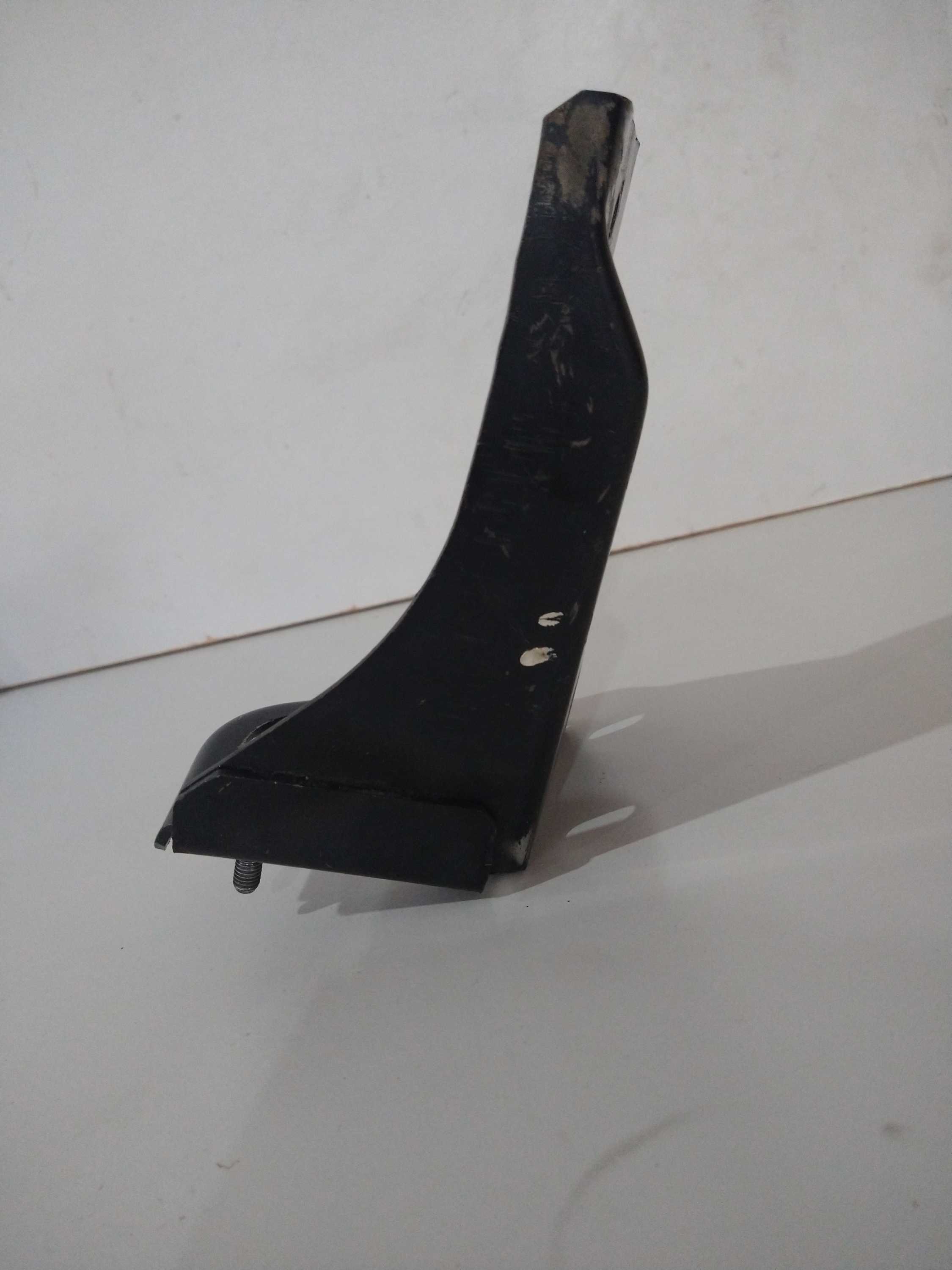 Suporte Coxim Do Motor Dianteiro Uno 1995 Direito Usado