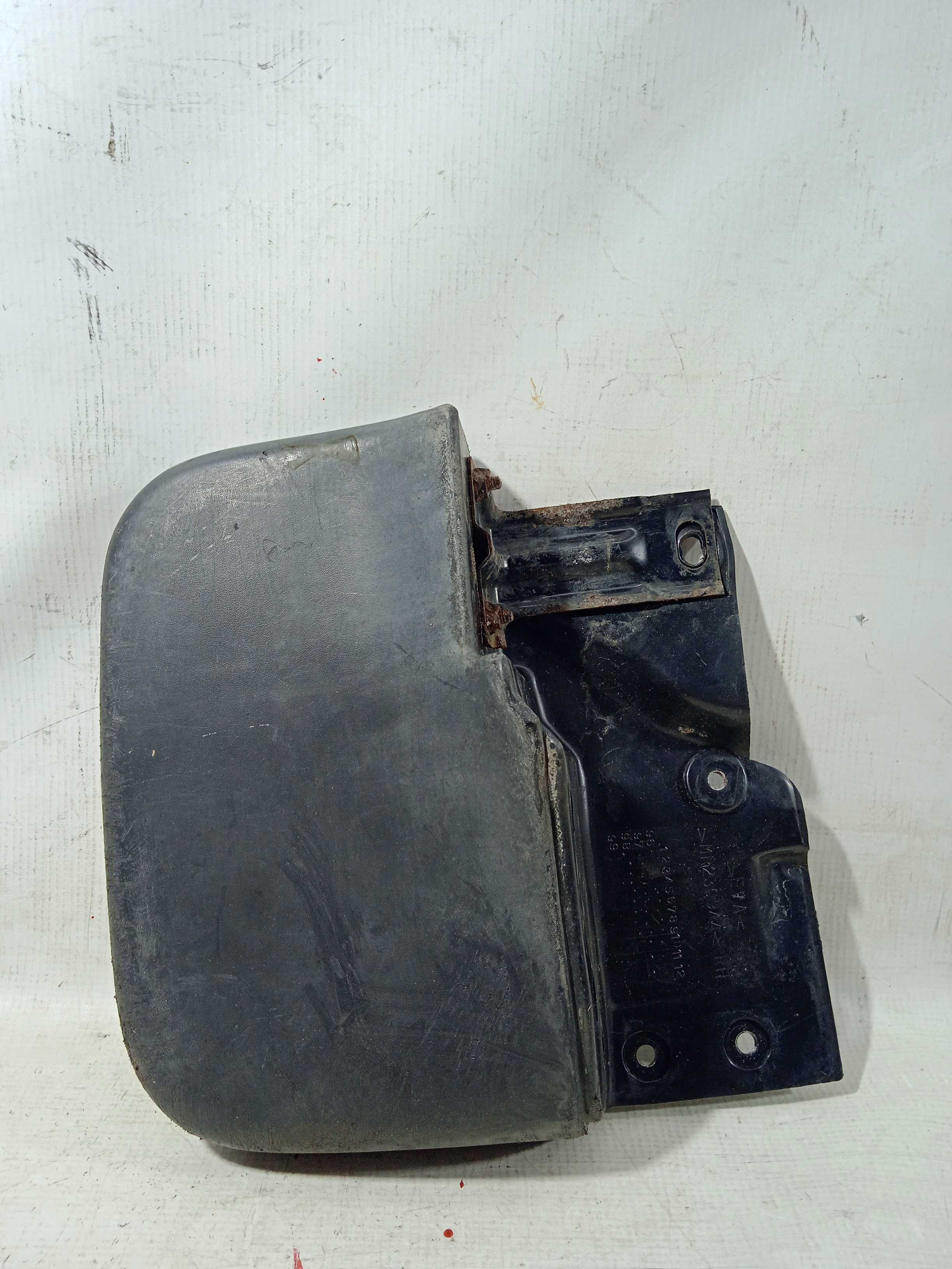 Para-barro L/d Pajero Sport 99 Usado