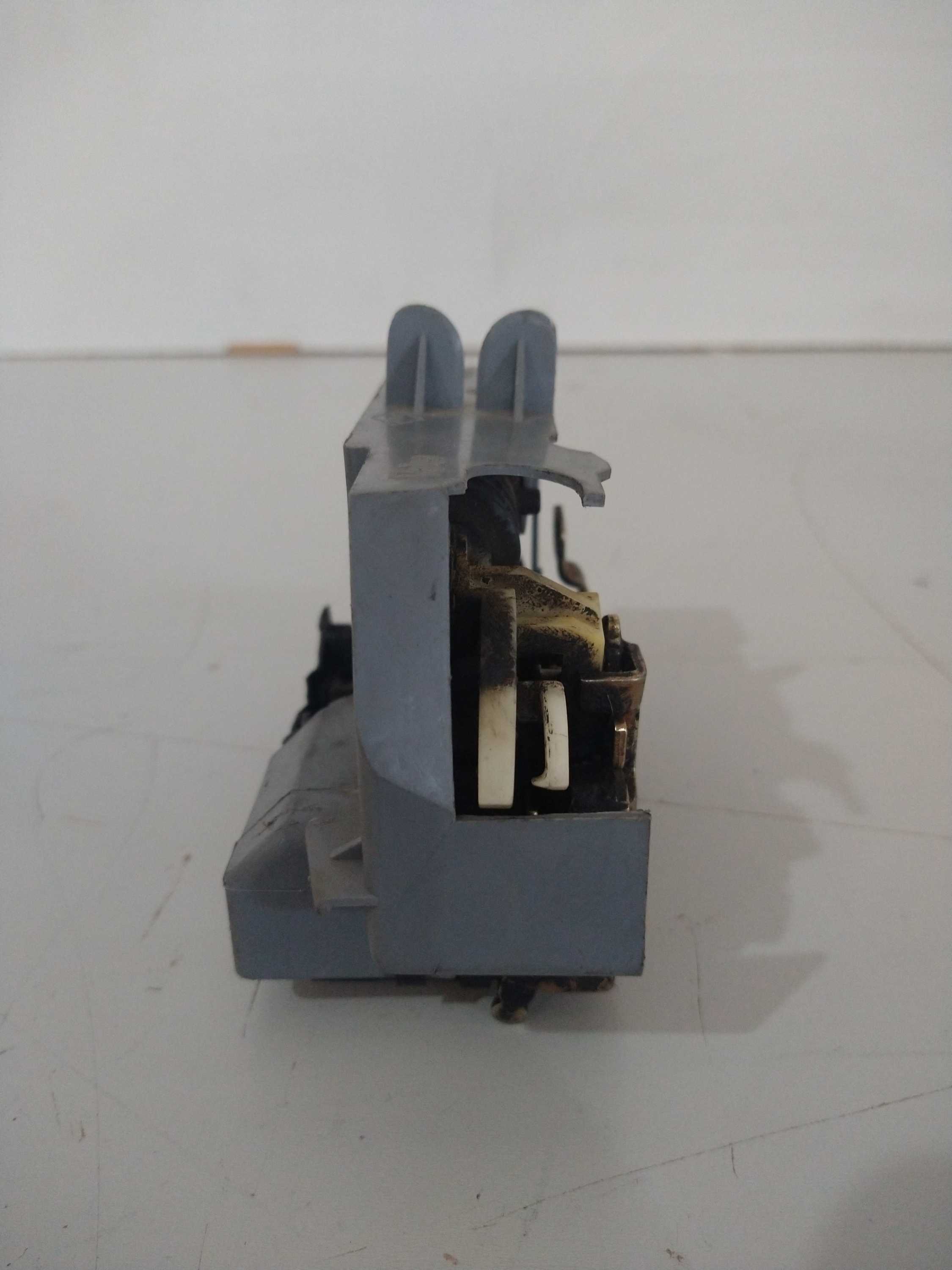 Fechadura Traseira L/e Renault Clio 2001 Usado Original 4