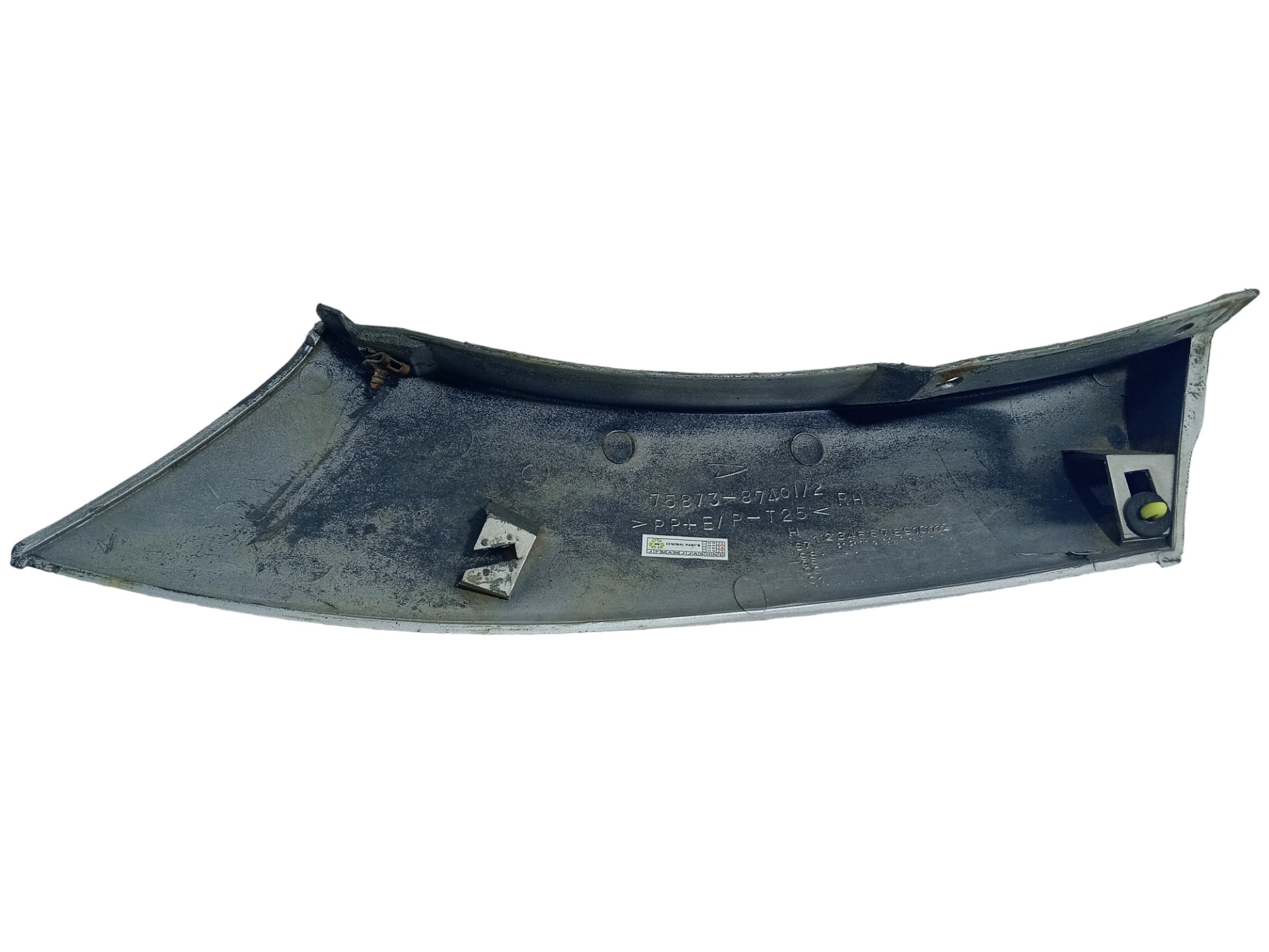 Acabamento Para-choque Traseira Daihatsu Terios 1998 3
