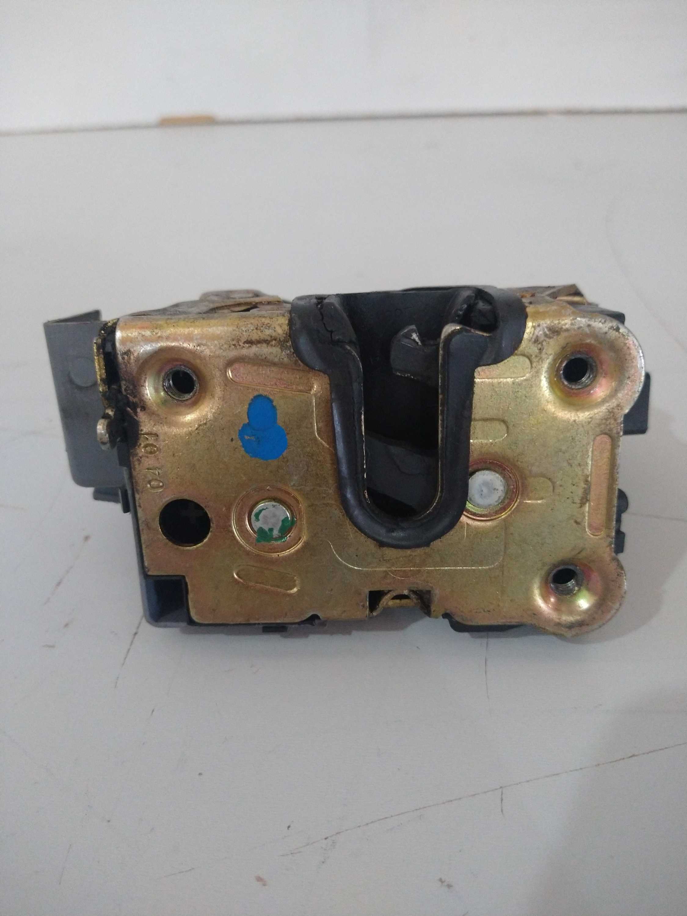 Fechadura Traseira L/e Renault Clio 2001 Usado Original 5