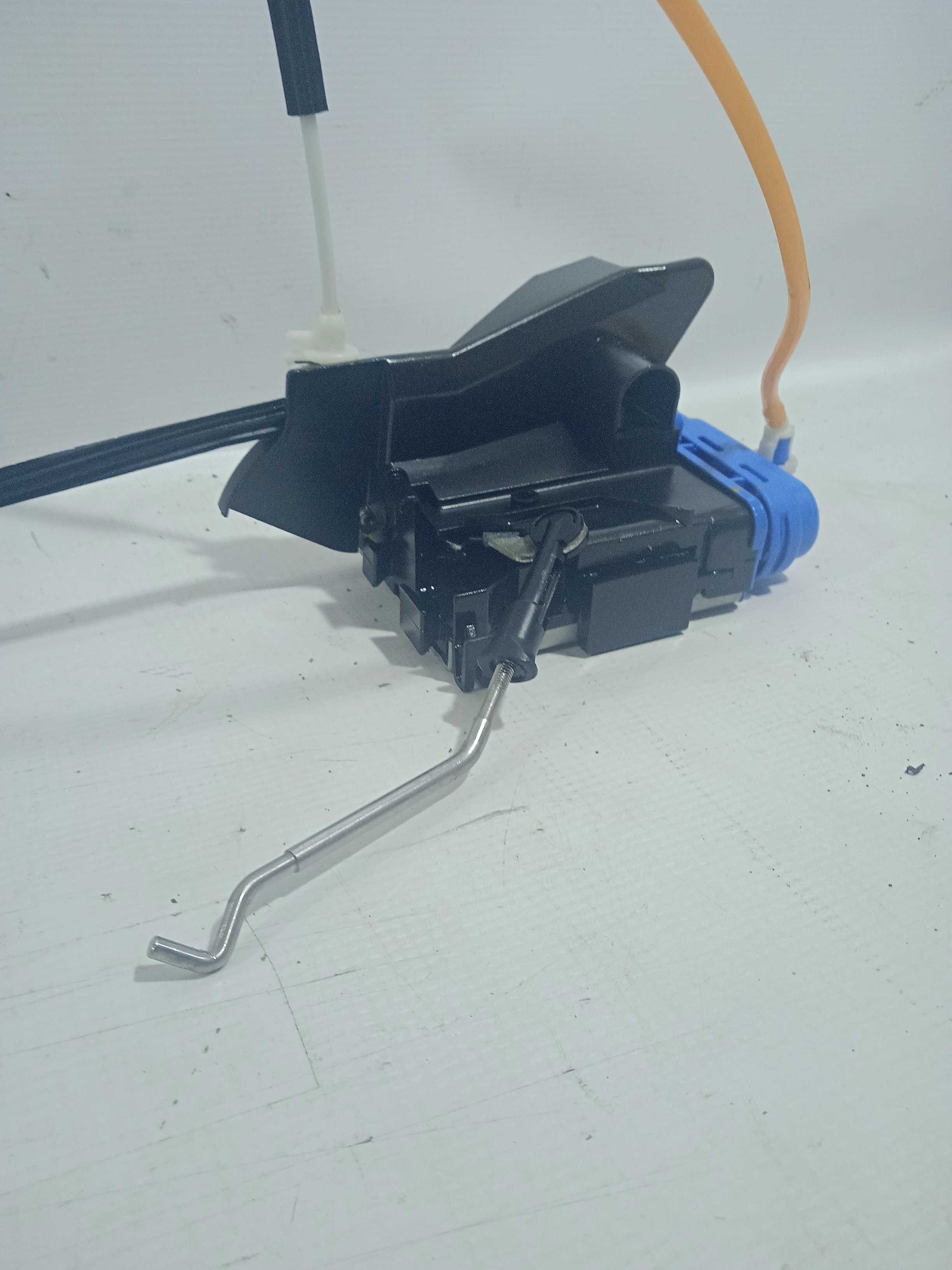 Fechadura Traseira Esquerda Audi A4 93 Á 05 3