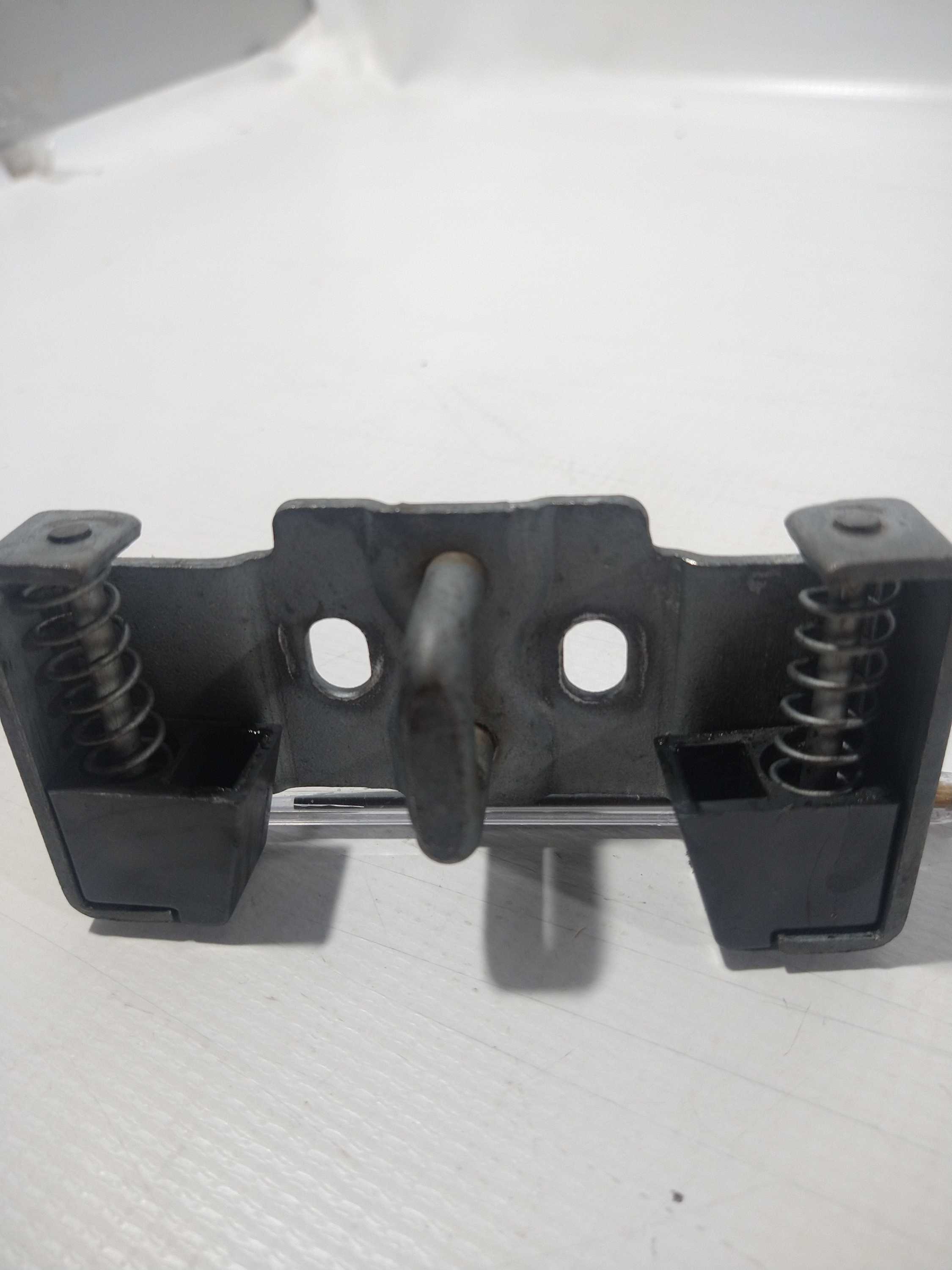 Batente Fechadura Tampa Traseira Vw Fox 2014