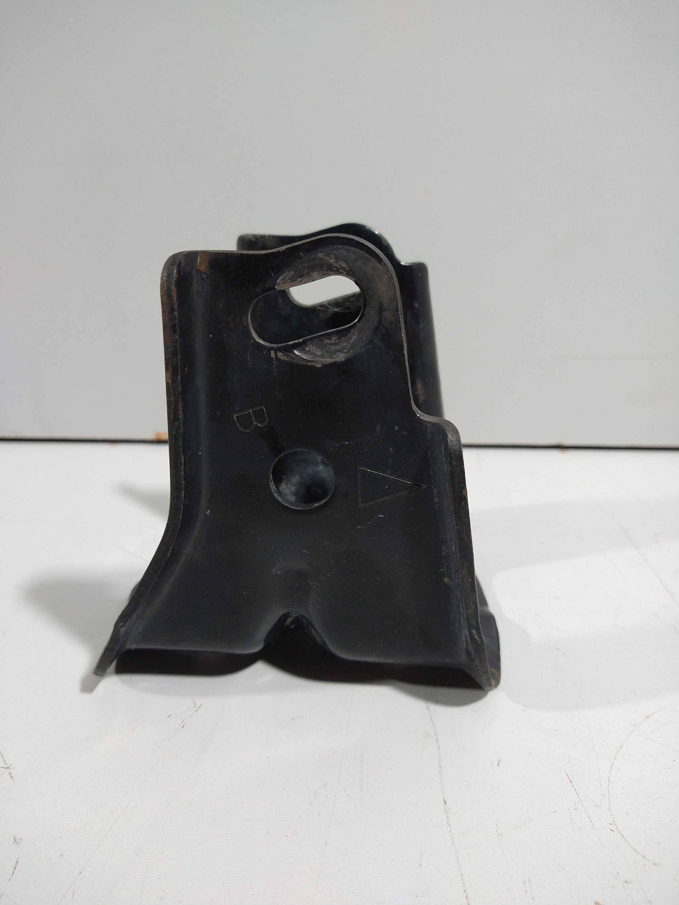 Suporte Inferior Cambio Manual Corolla 98/02 1.8 Usado Origi 4