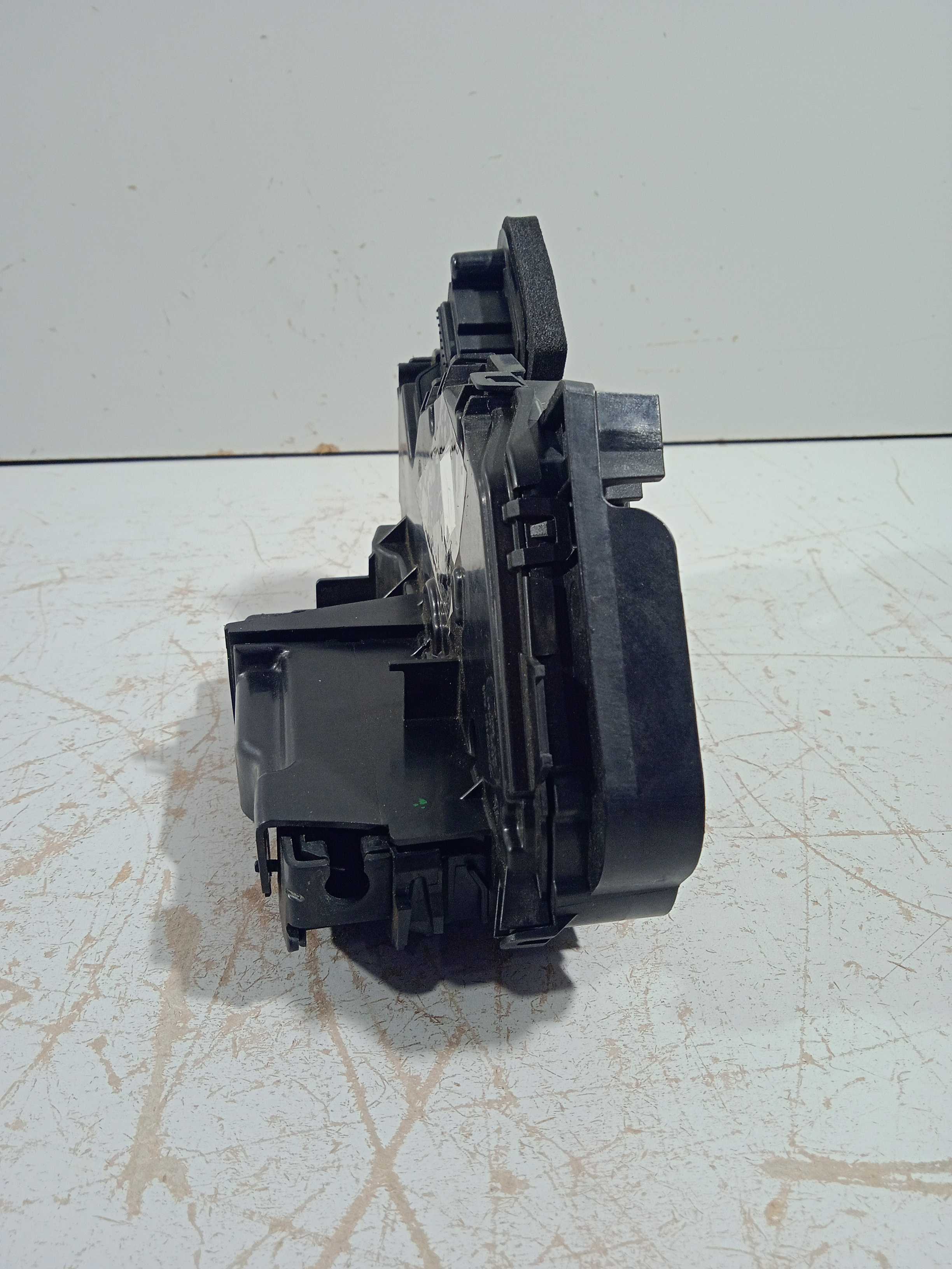 Fechadura Dianteira L/d Polo Msi 1.6 2018 Usado Original 2