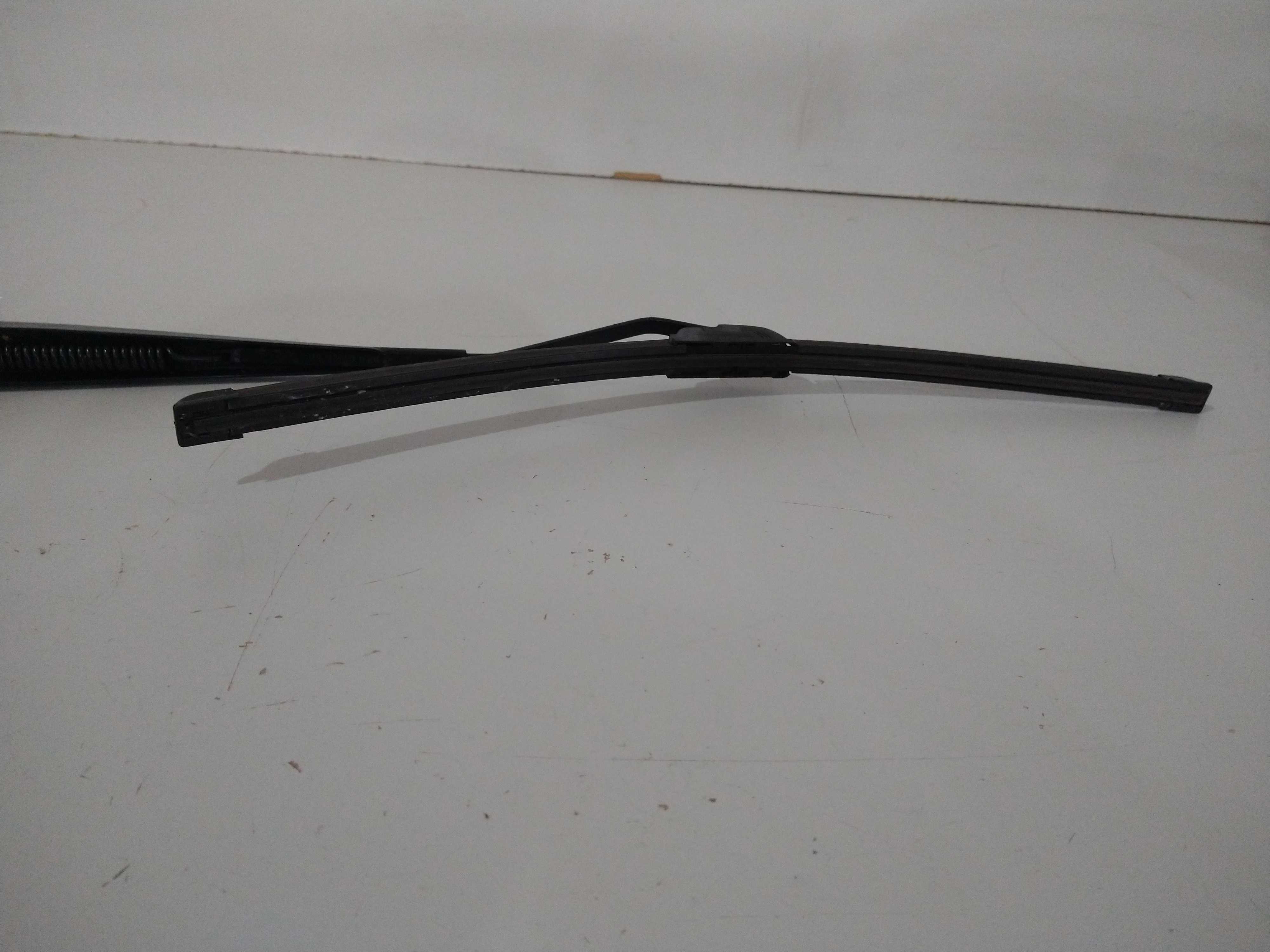 Braço Limpador Parabrisa L/e Nissan March 2014 Usando Origin 2