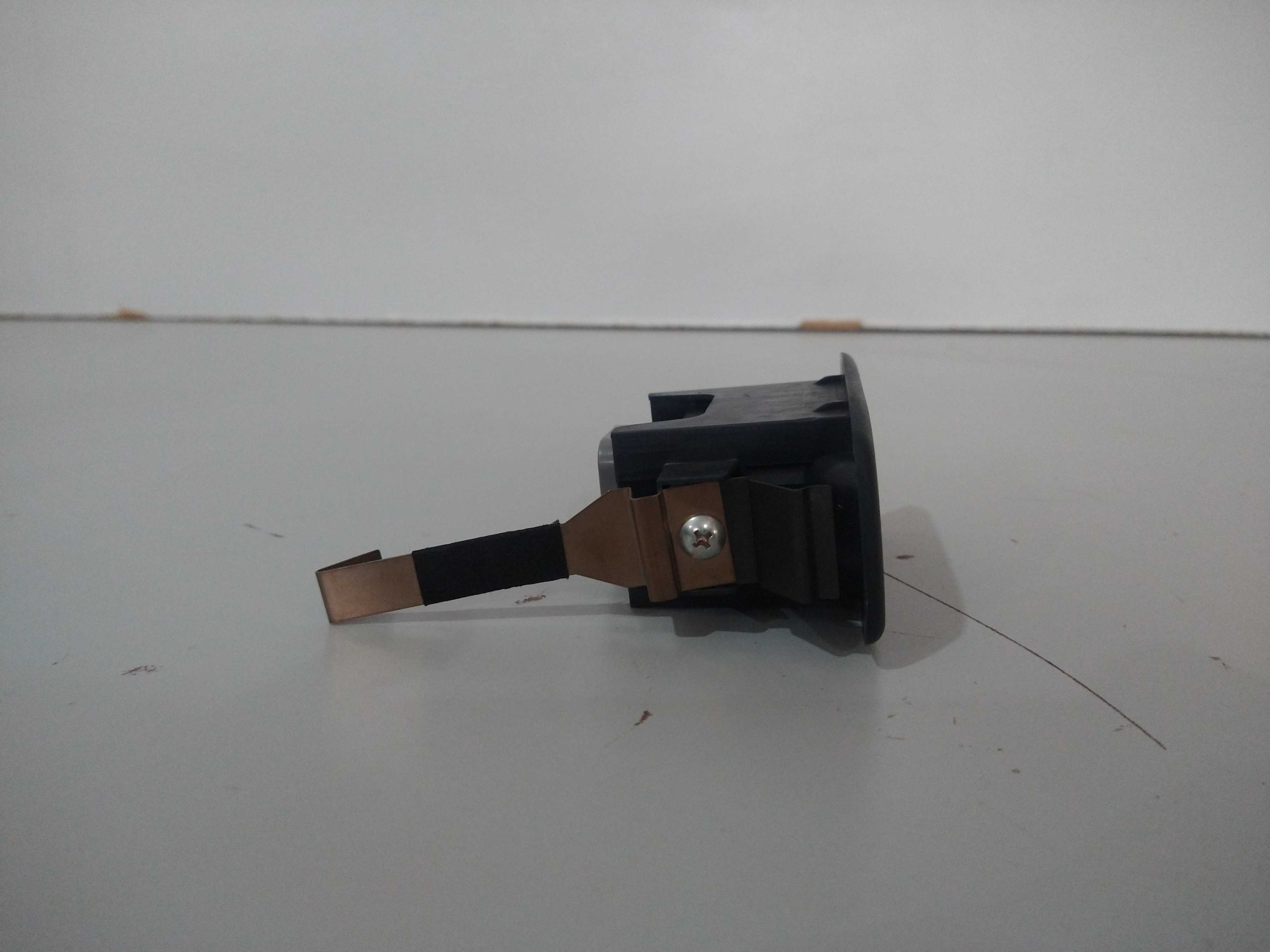 Botão Vidro Elétrico Traseiro Pajero Tr4 Usado Original