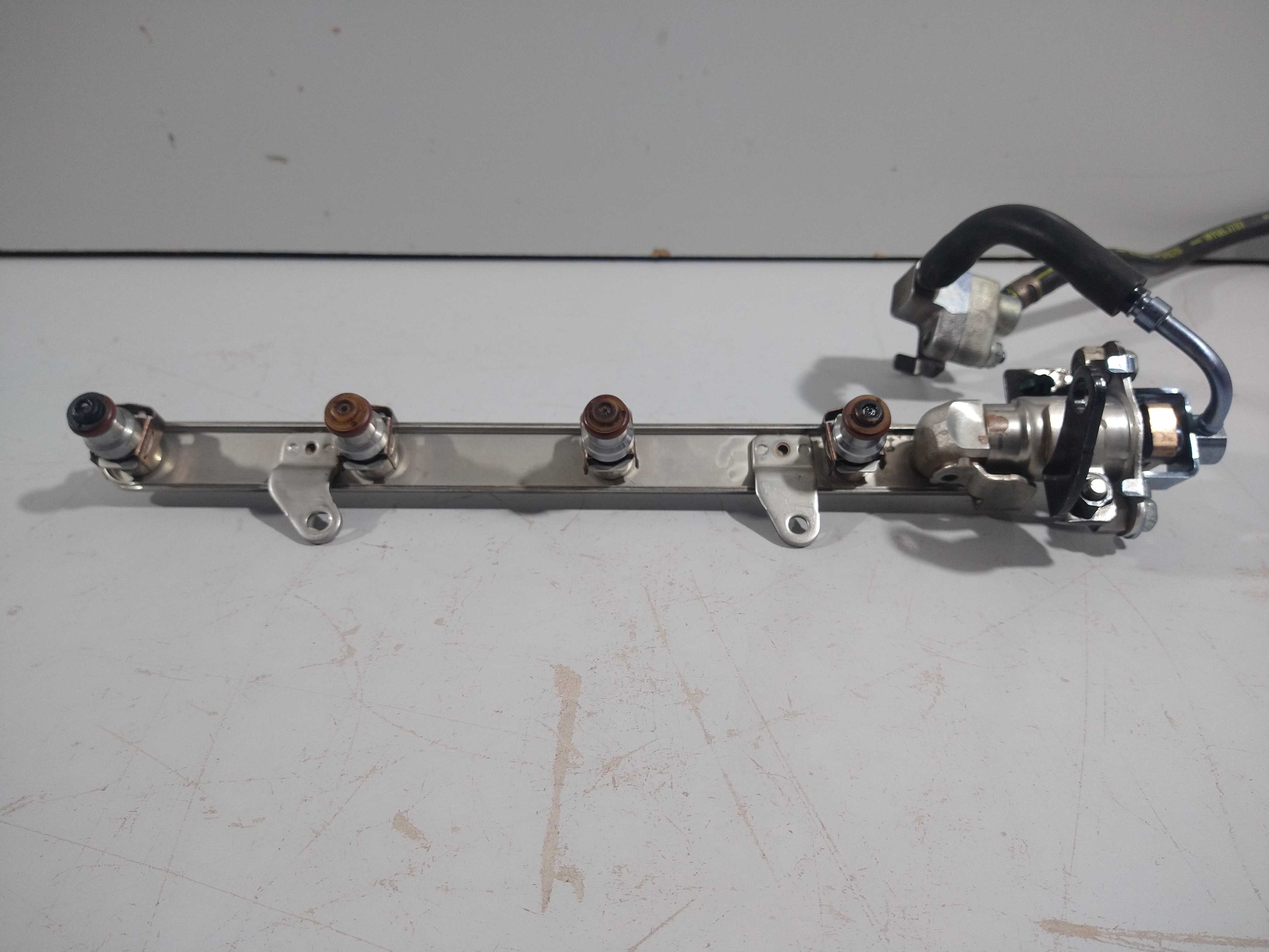Flauta Dos Bico Injetor Fit Twist 1.5 16v Flex 2014 Usado 3