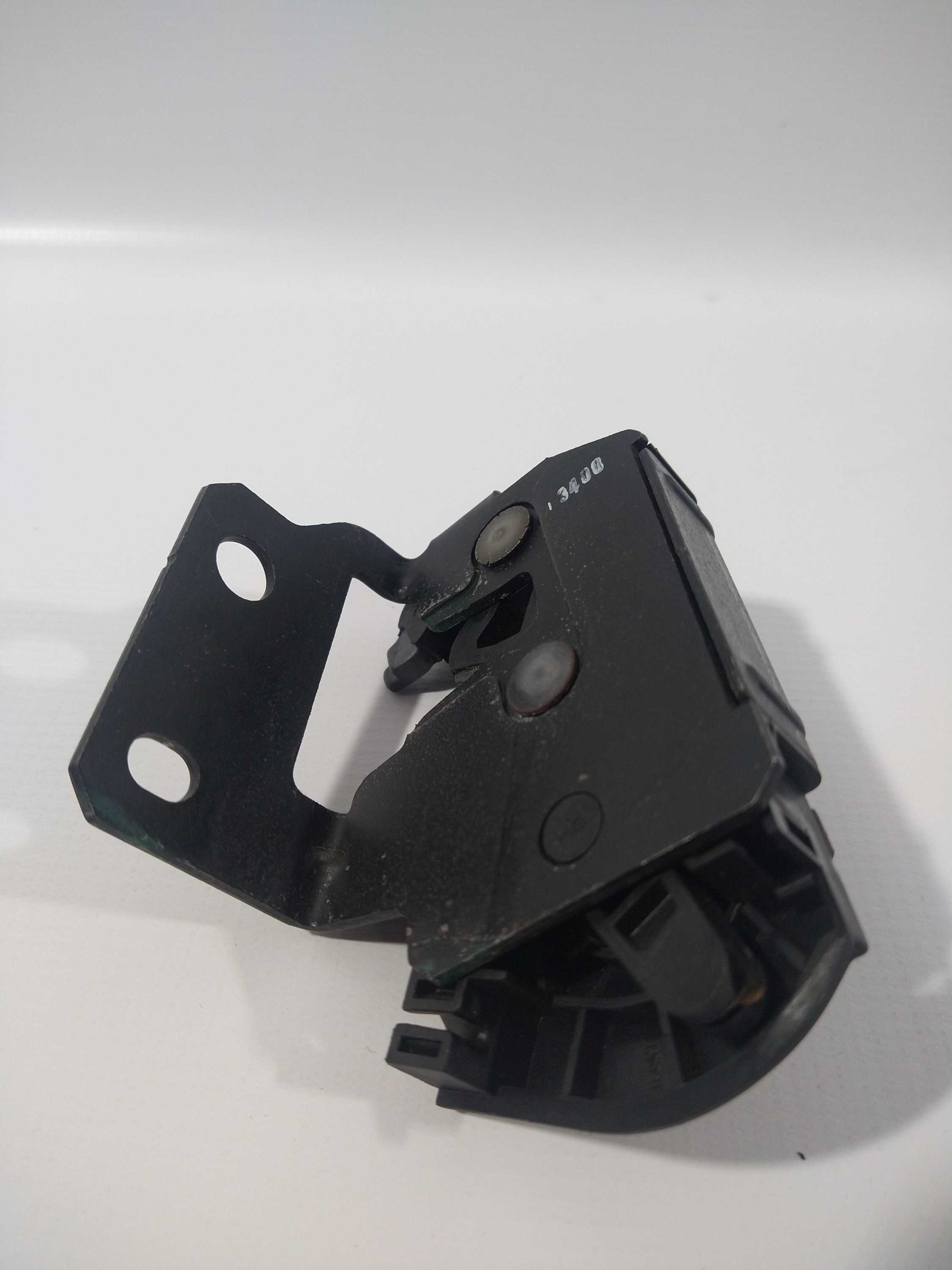 Fechadura Do Capo Volvo Xc90 3.2 2010 L/d Usado Original 3