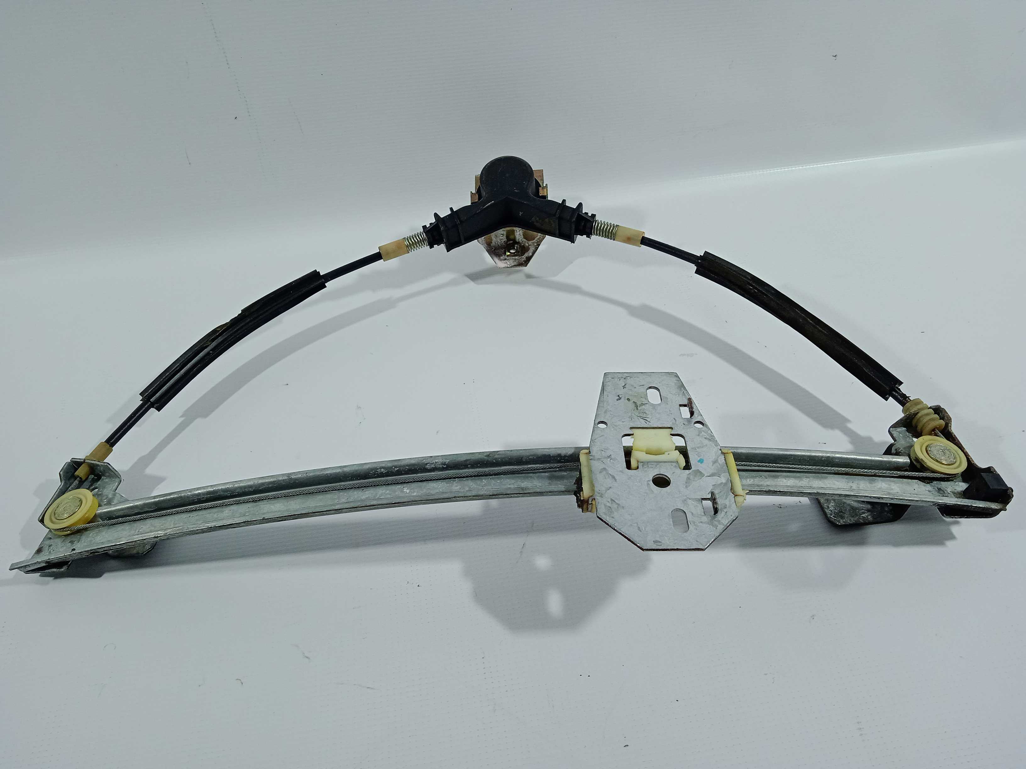 Máquina De Vidro Dianteira Esquerda Clio 96/99 Usado 5