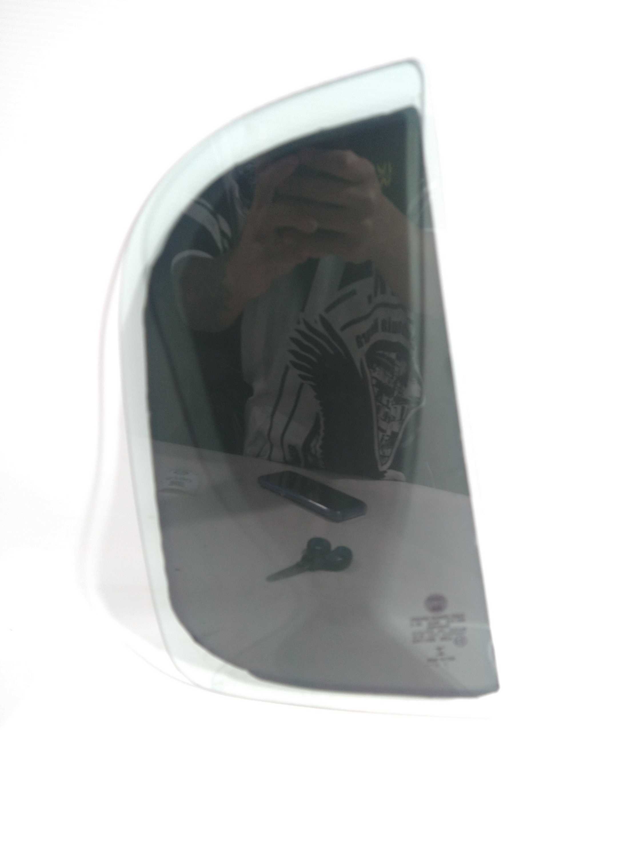 Vidro Fixo Da Porta Traseira Esquerda Do Uno Vivace 2014
