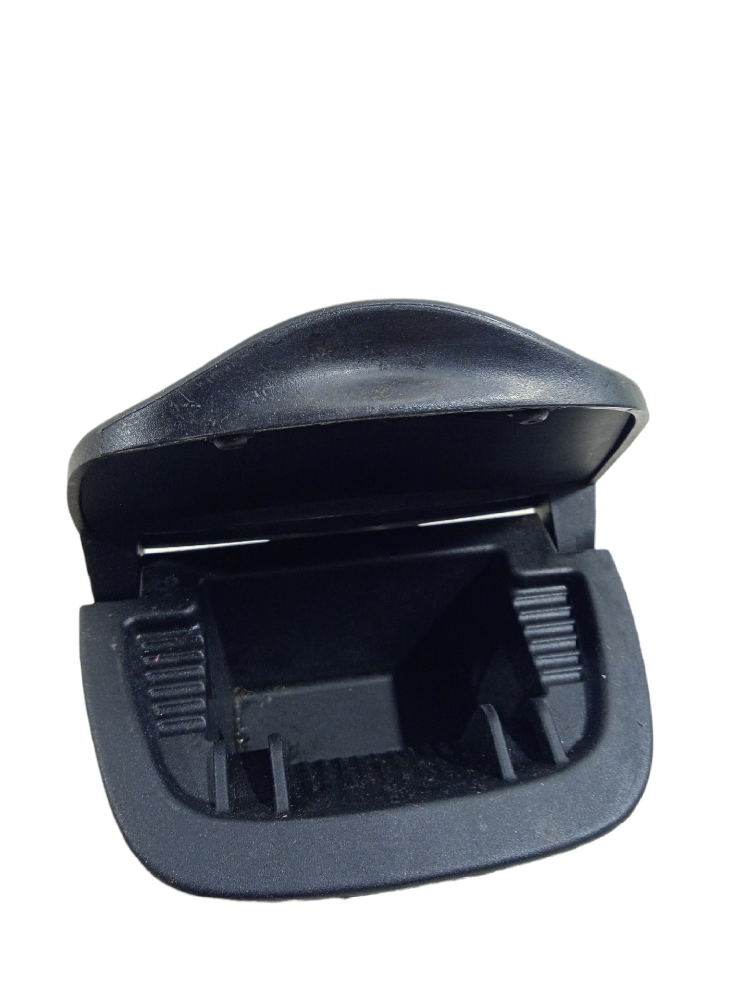 Cinzeiro Do Console Peugeot 207 2010 Usado 4
