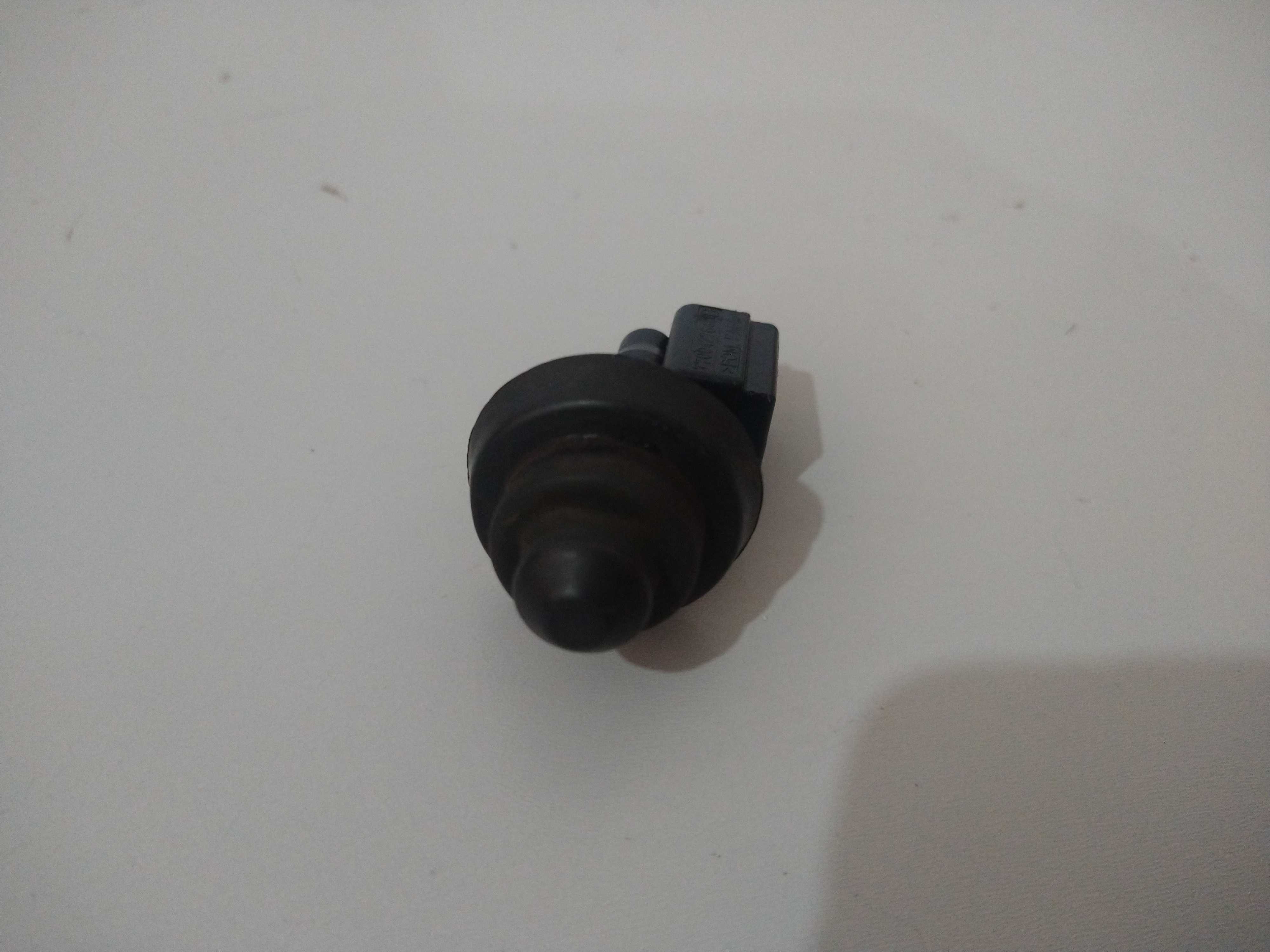 Interruptor Luz De Porta Sandero 2016 Usado Original 2