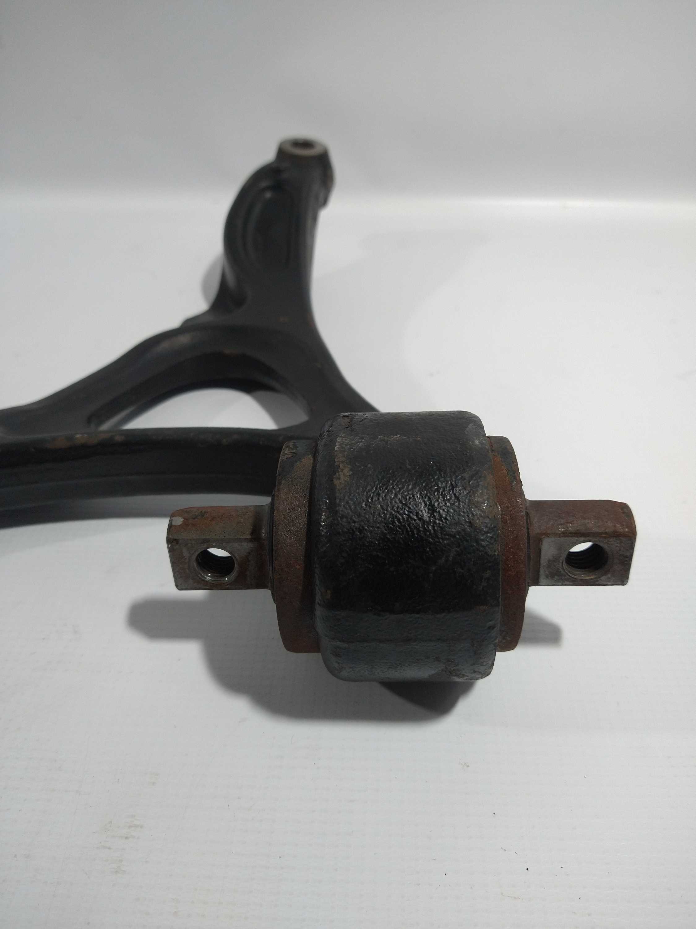 Bandeja Suspensão Dianteira Direita Xc90 2010 Usado Ori 5