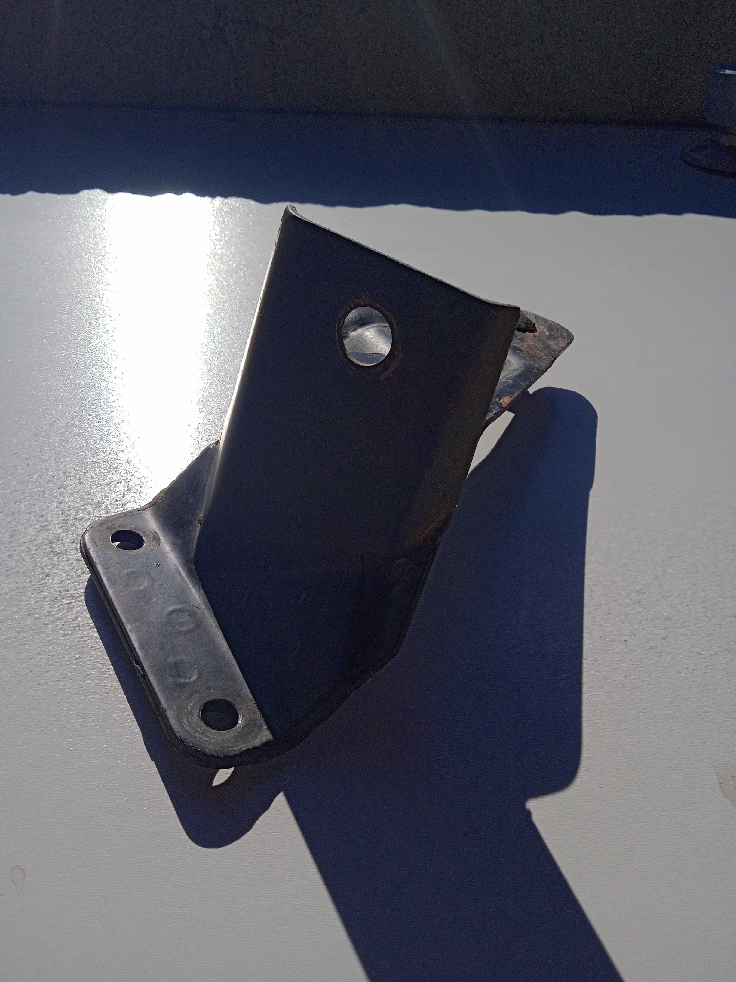 Suporte Coxim Motor Traseiro Escort Hobby Usado Original