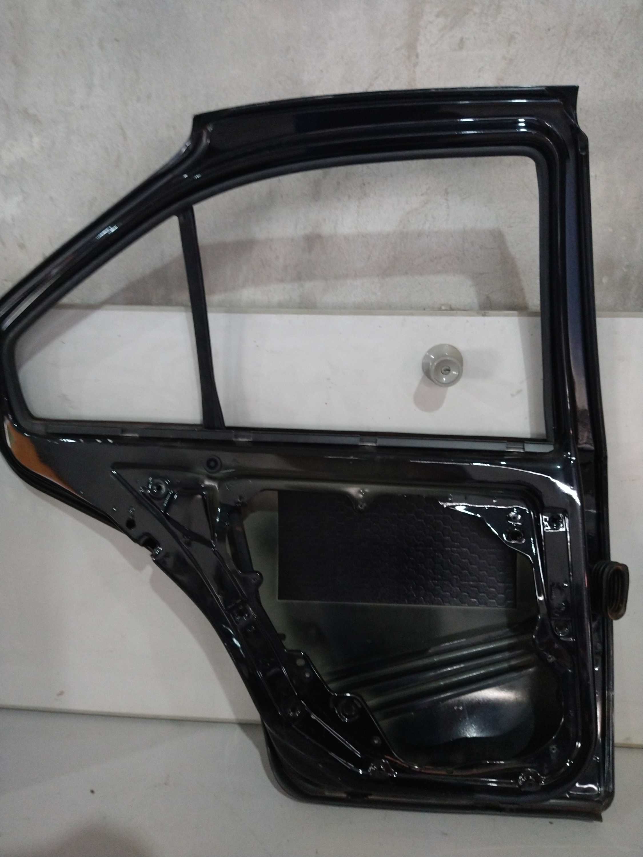 Porta Traseira Esq Volkswagen Bora 2008 Usado Original 4